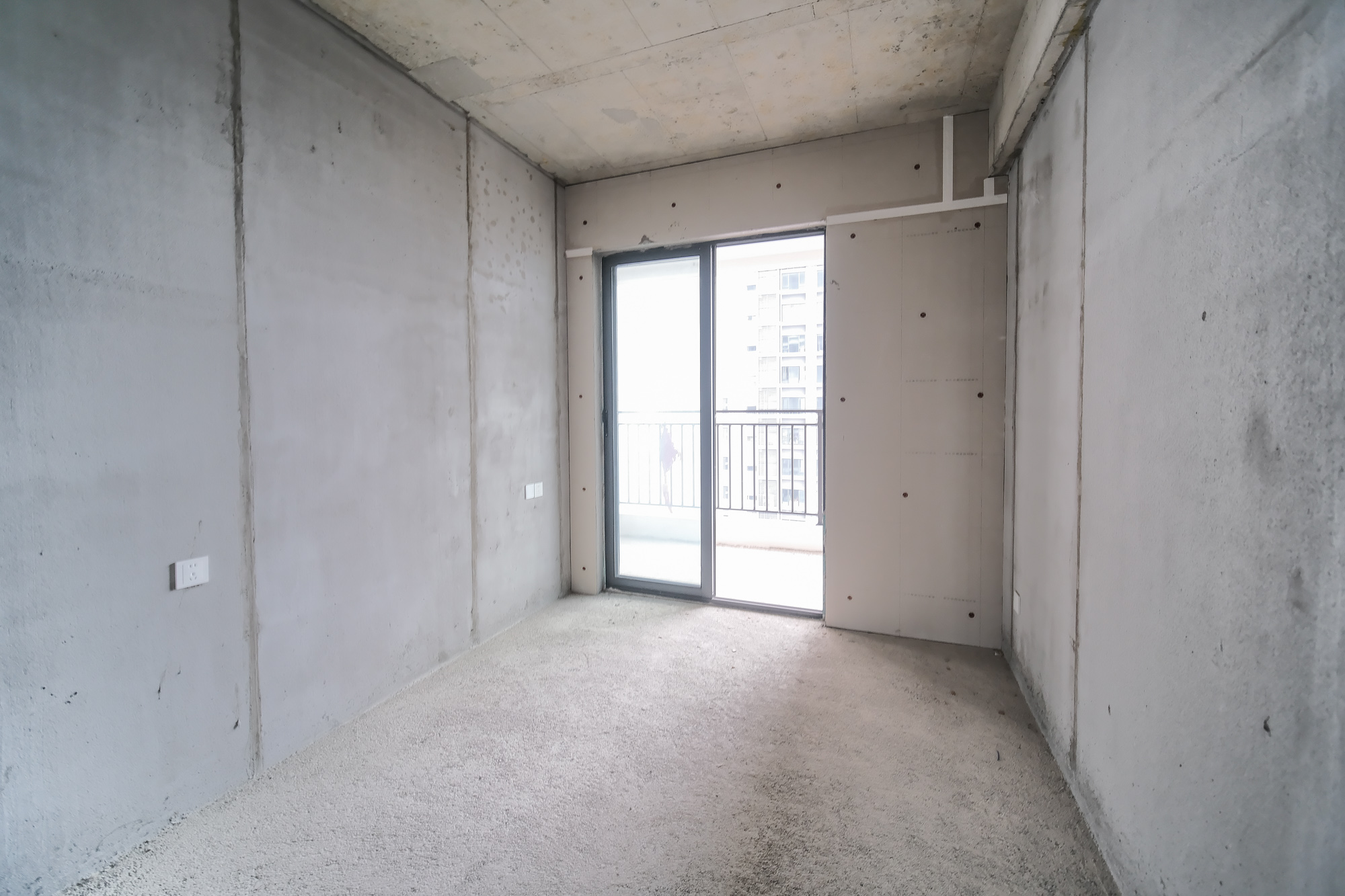 和顺府  4室2厅1卫    135.0万 和顺府  4室2厅1卫    135.0万卧室