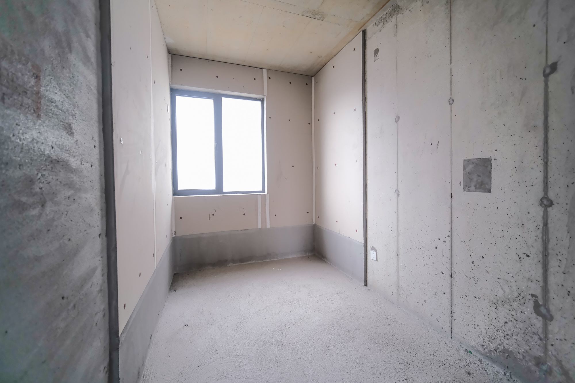 和顺府  4室2厅2卫    153.0万 和顺府  4室2厅2卫    153.0万卧室