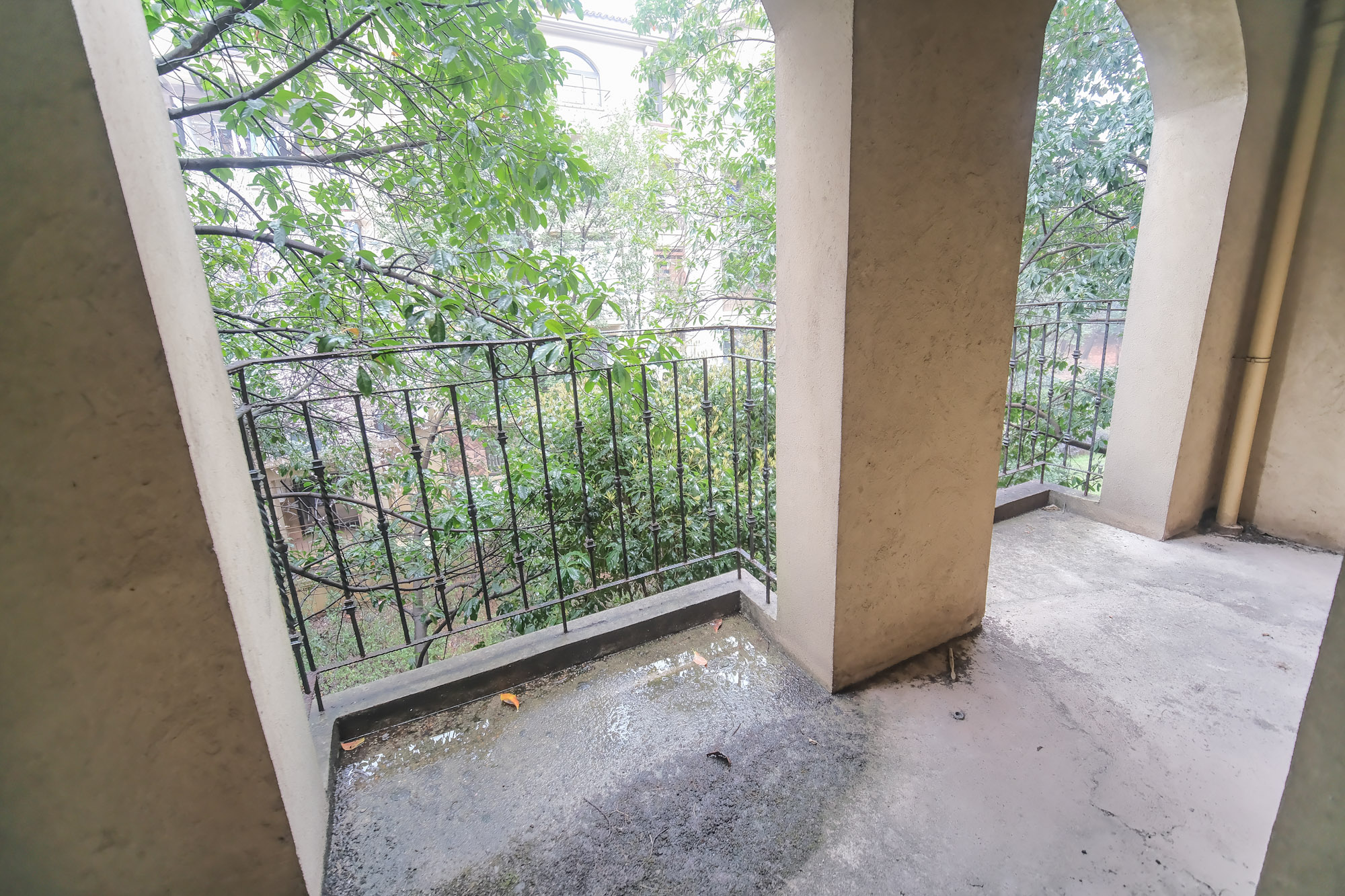 郡原居里  3室2厅2卫    98.0万 郡原居里  3室2厅2卫    98.0万阳台