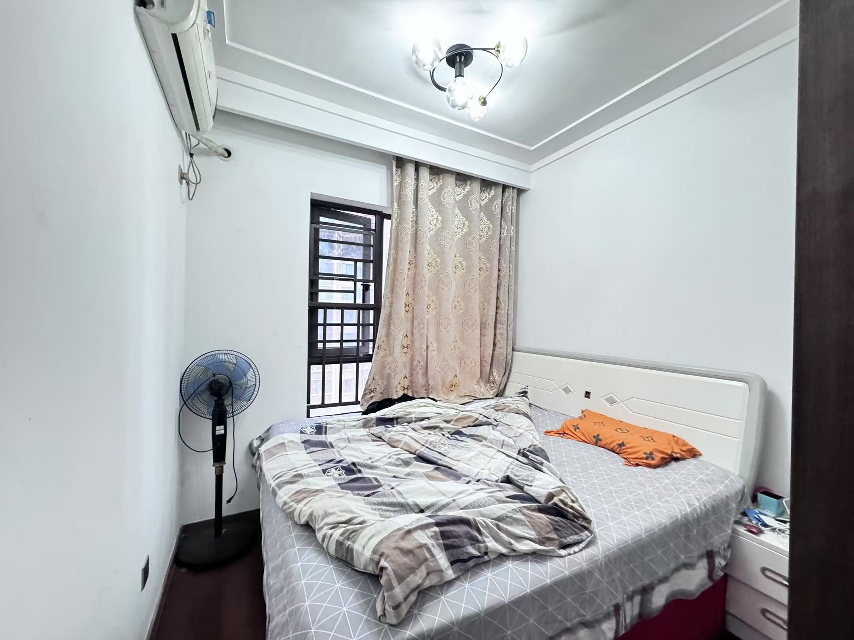 翡翠公园(北大资源)  3室2厅2卫    66.0万 翡翠公园(北大资源)  3室2厅2卫    66.0万室内图