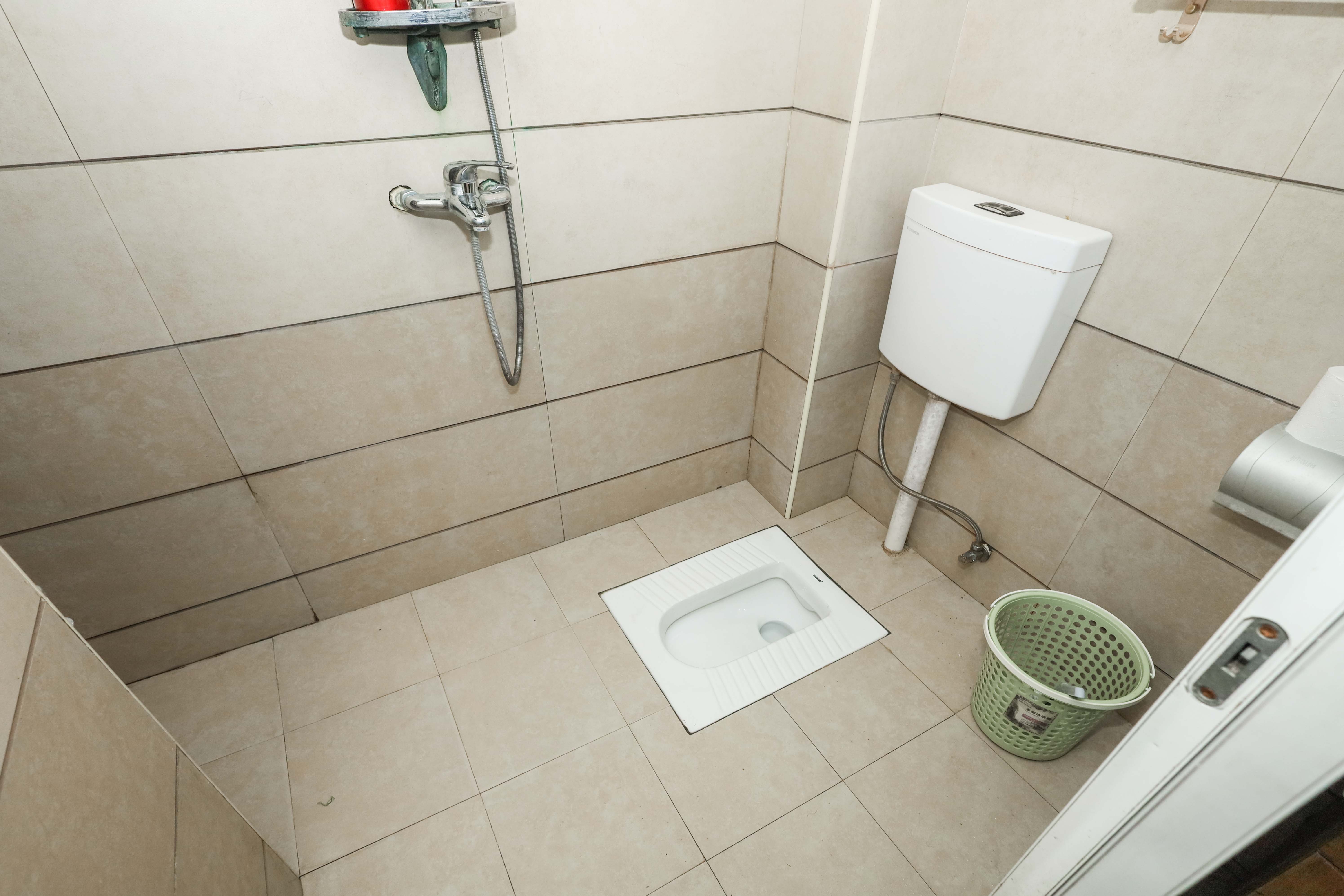 山水英伦 3室2厅2卫 70.0万 山水英伦 3室2厅2卫 70.0万卫生间