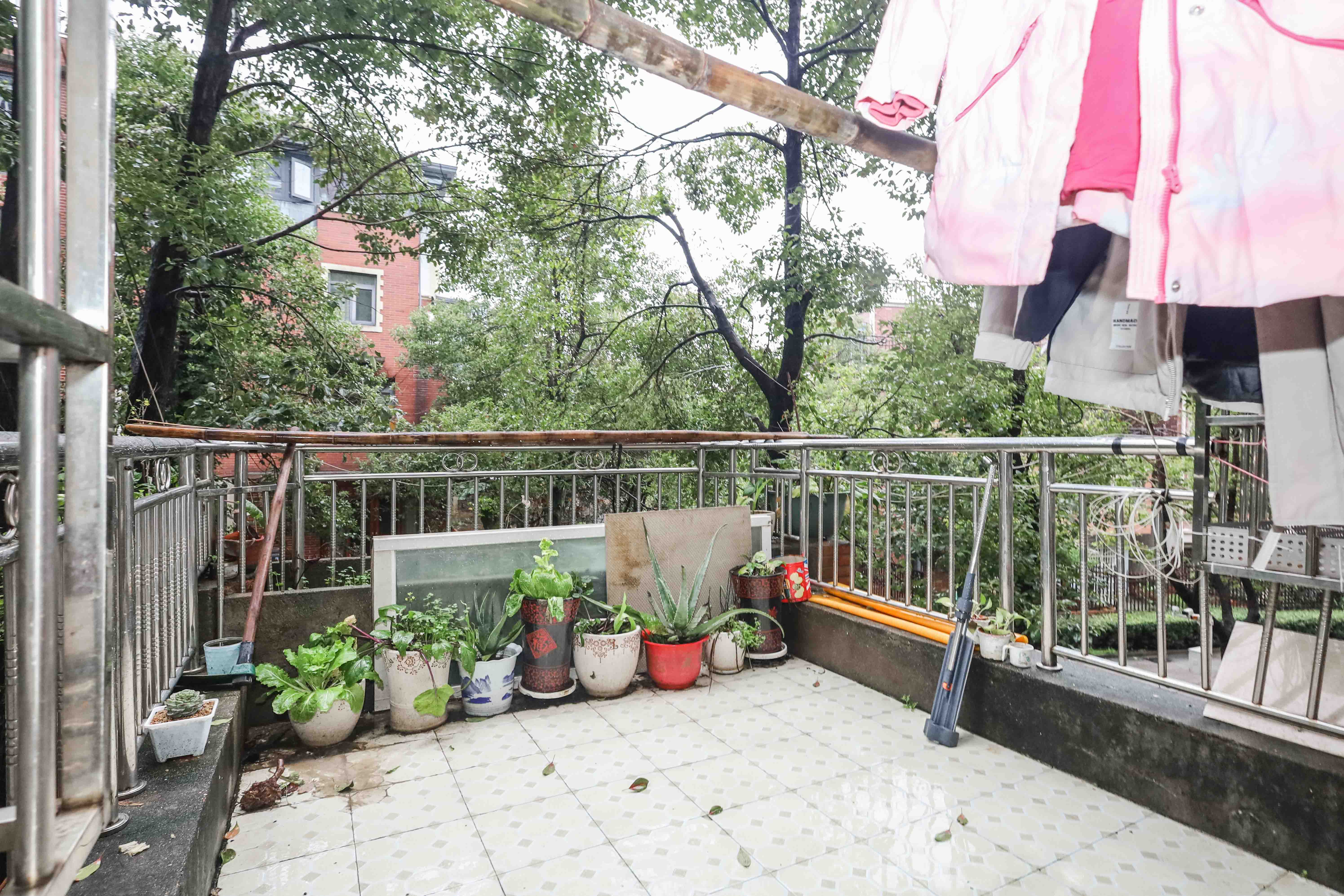 山水英伦 3室2厅2卫 70.0万 山水英伦 3室2厅2卫 70.0万阳台