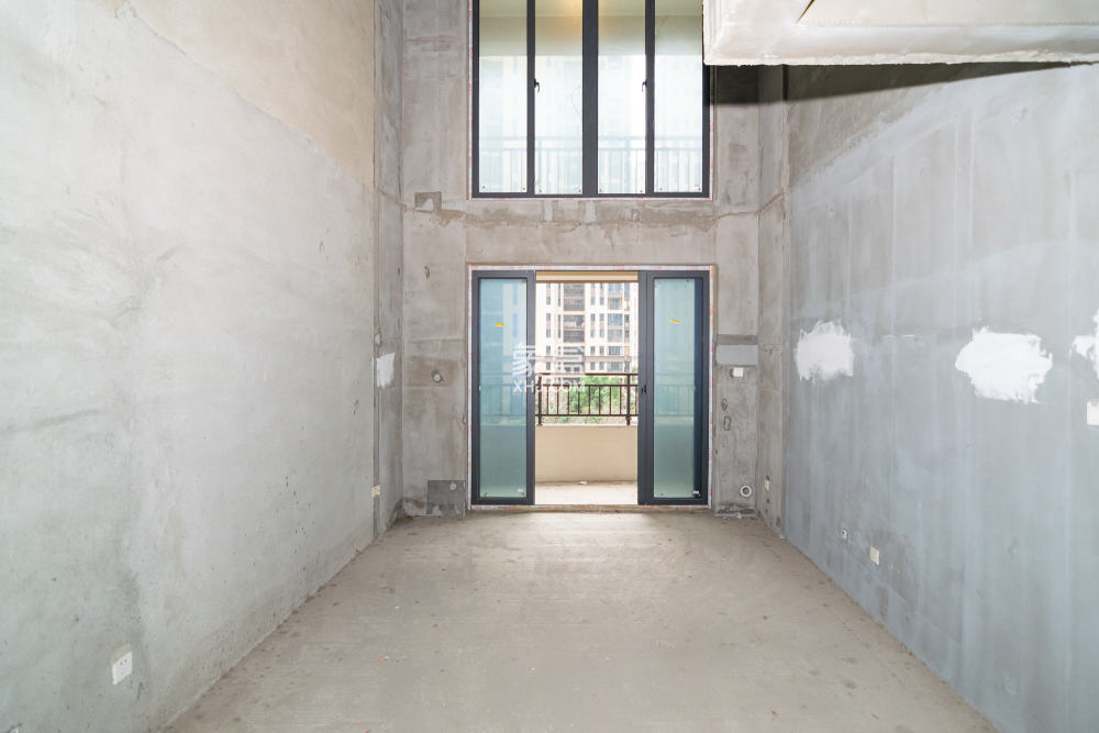 澳海望洲府  6室2厅2卫    105.0万