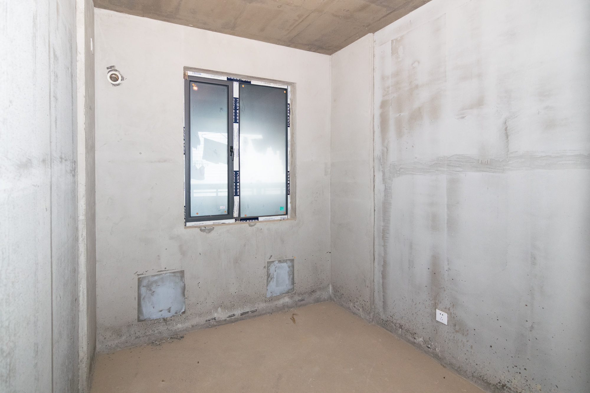 澳海望洲府  3室2厅2卫    70.0万卧室