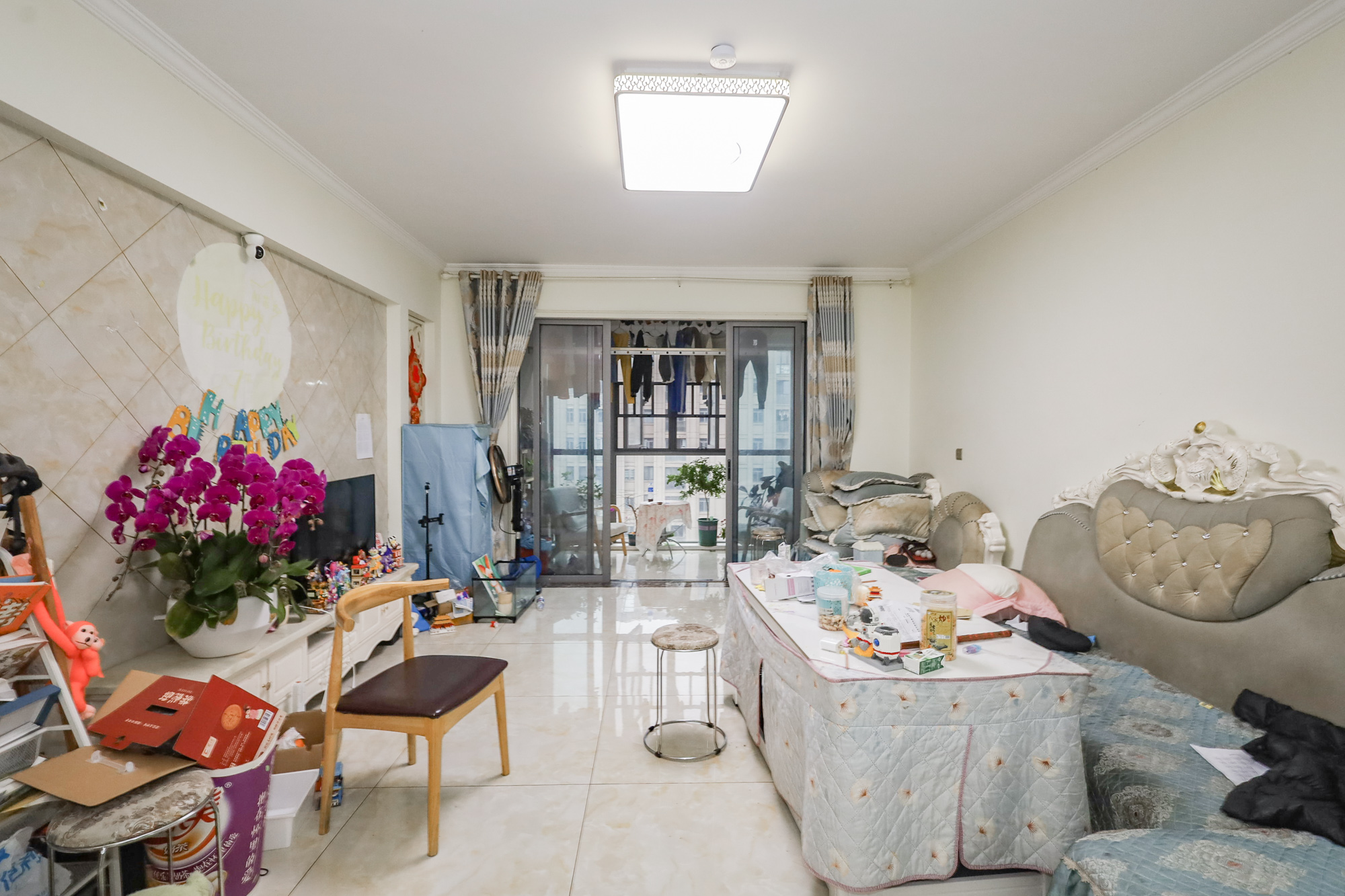 八方小区B区  3室2厅2卫    380.0万 八方小区B区  3室2厅2卫    380.0万