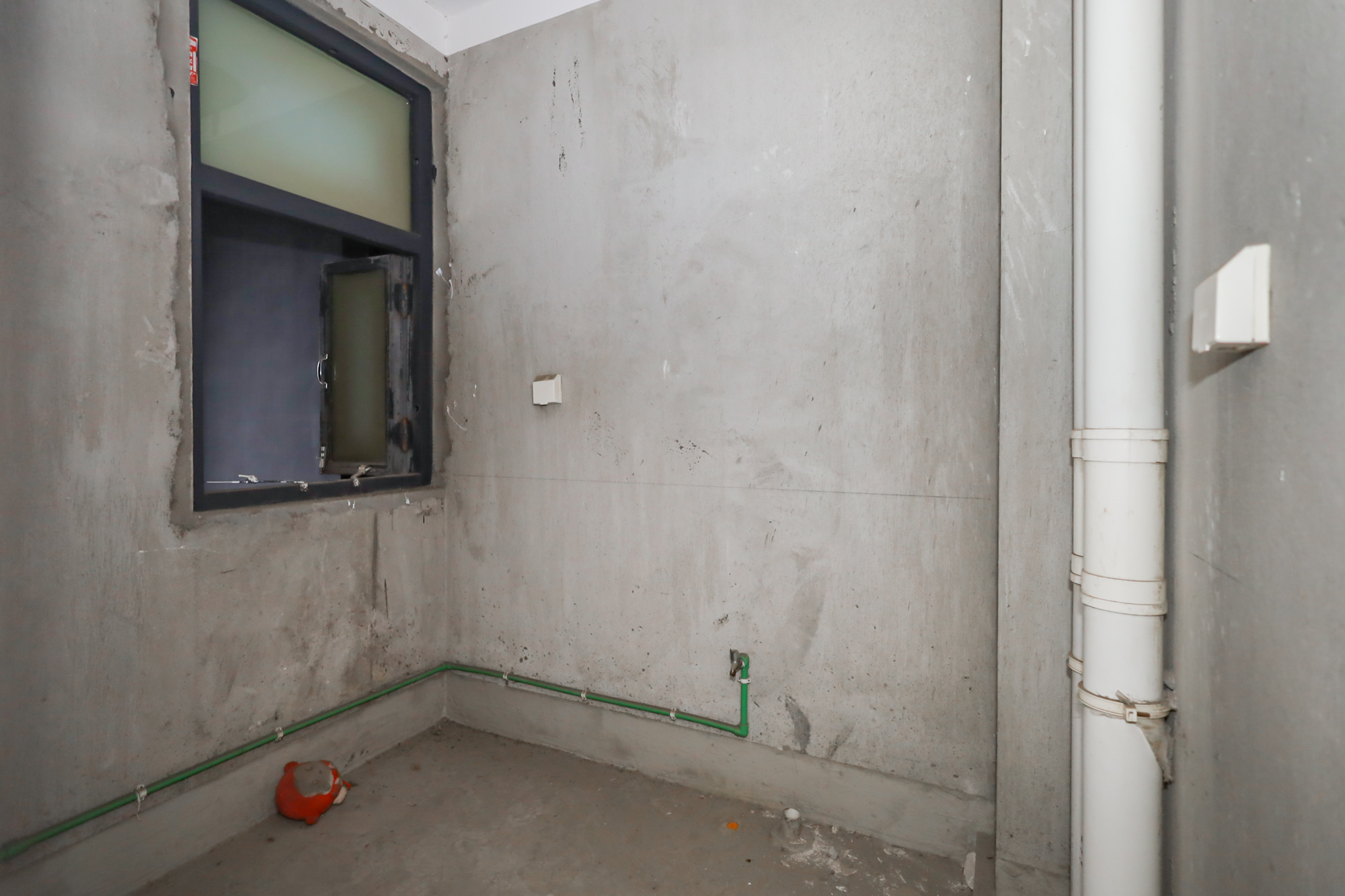 郡原广场 3室2厅2卫 138.0万 郡原广场 3室2厅2卫 138.0万卫生间