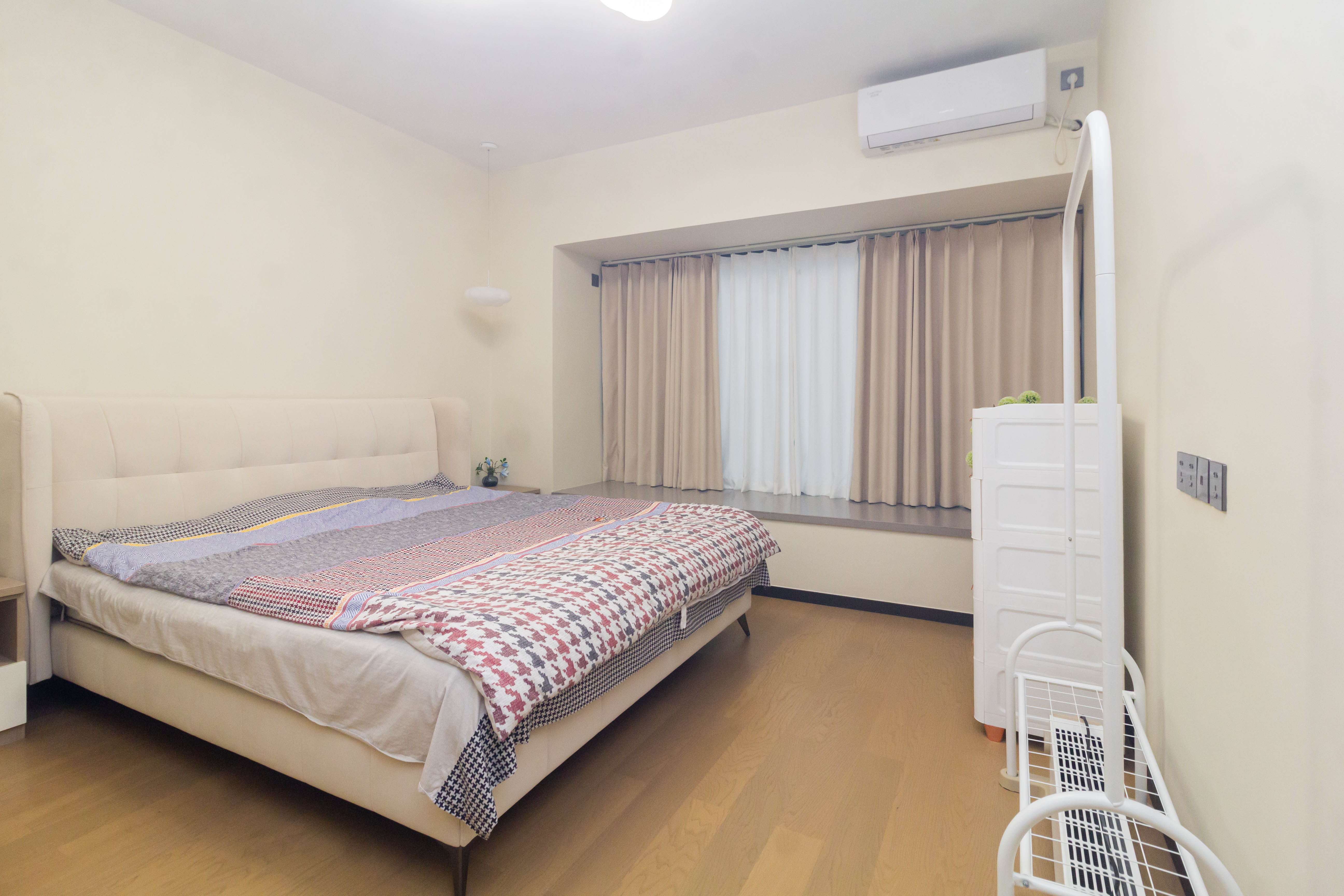 时代印记（长沙时代印记花园）  4室2厅3卫   260.00万卧室
