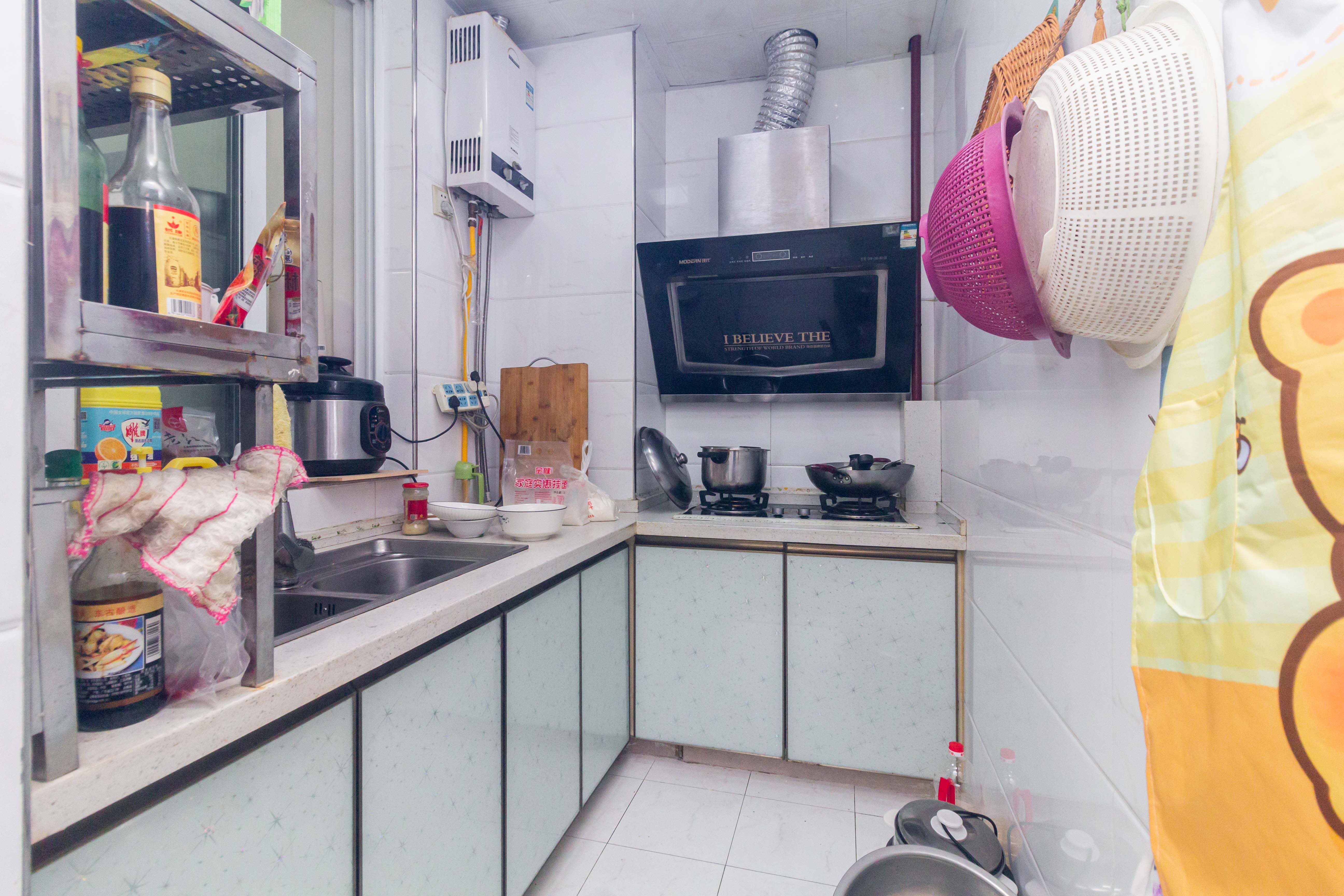 豪庭(江城豪庭) 2室2厅1卫 45.8万 豪庭(江城豪庭) 2室2厅1卫 45.8万厨房