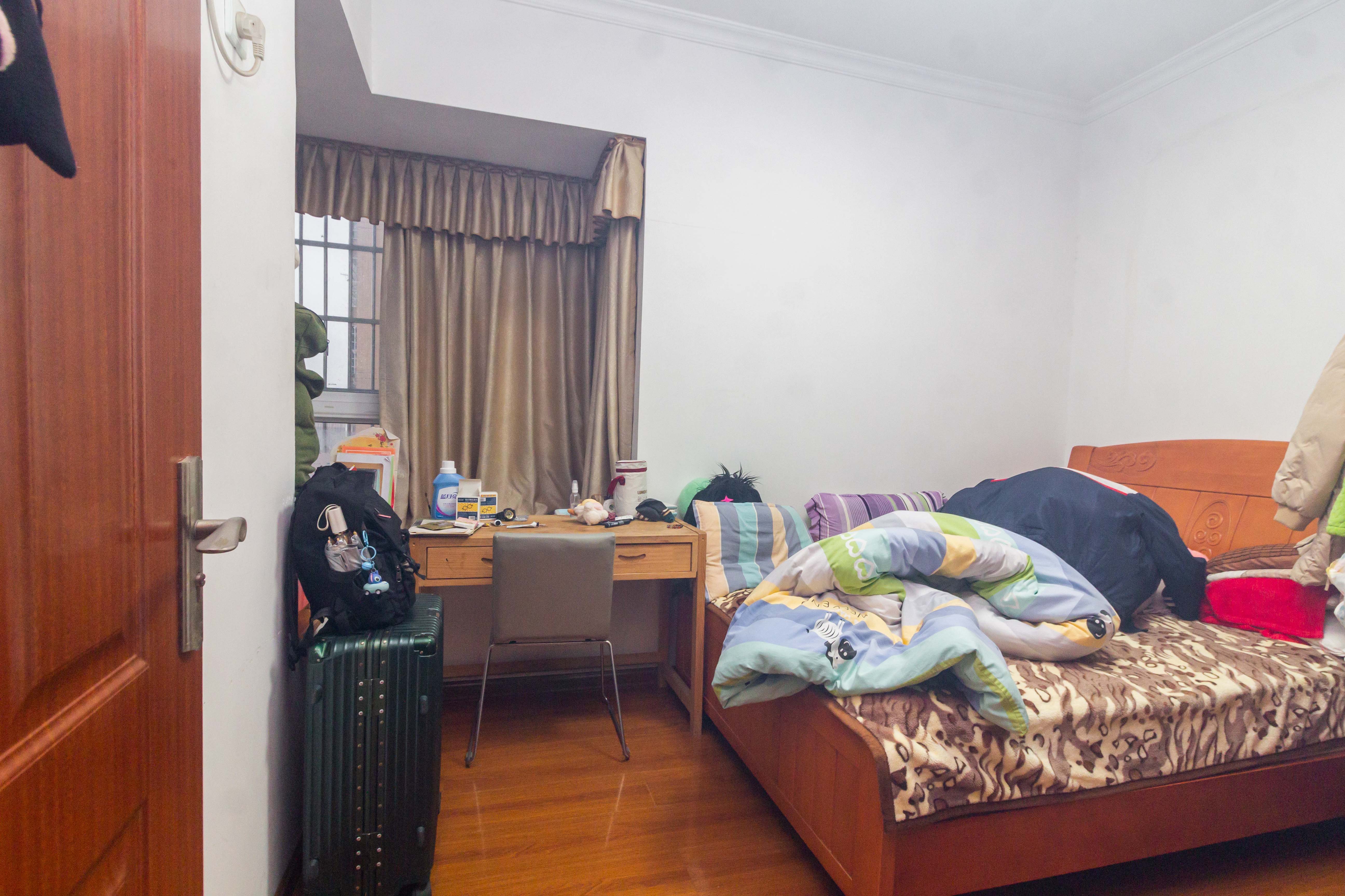 豪庭(江城豪庭) 2室2厅1卫 45.8万 豪庭(江城豪庭) 2室2厅1卫 45.8万卧室