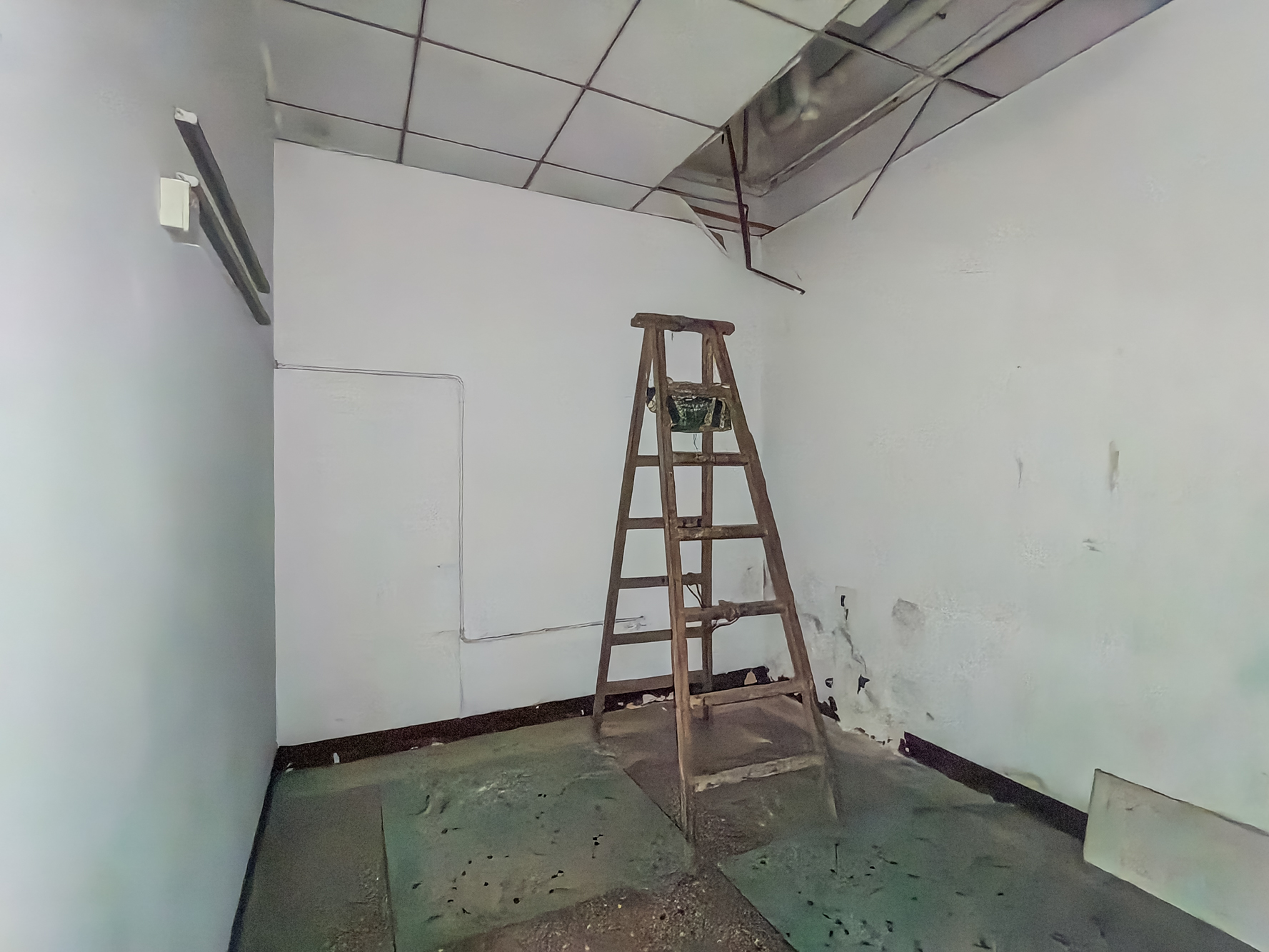 星沙二区 6室2厅4卫 158.0万 星沙二区 6室2厅4卫 158.0万卧室