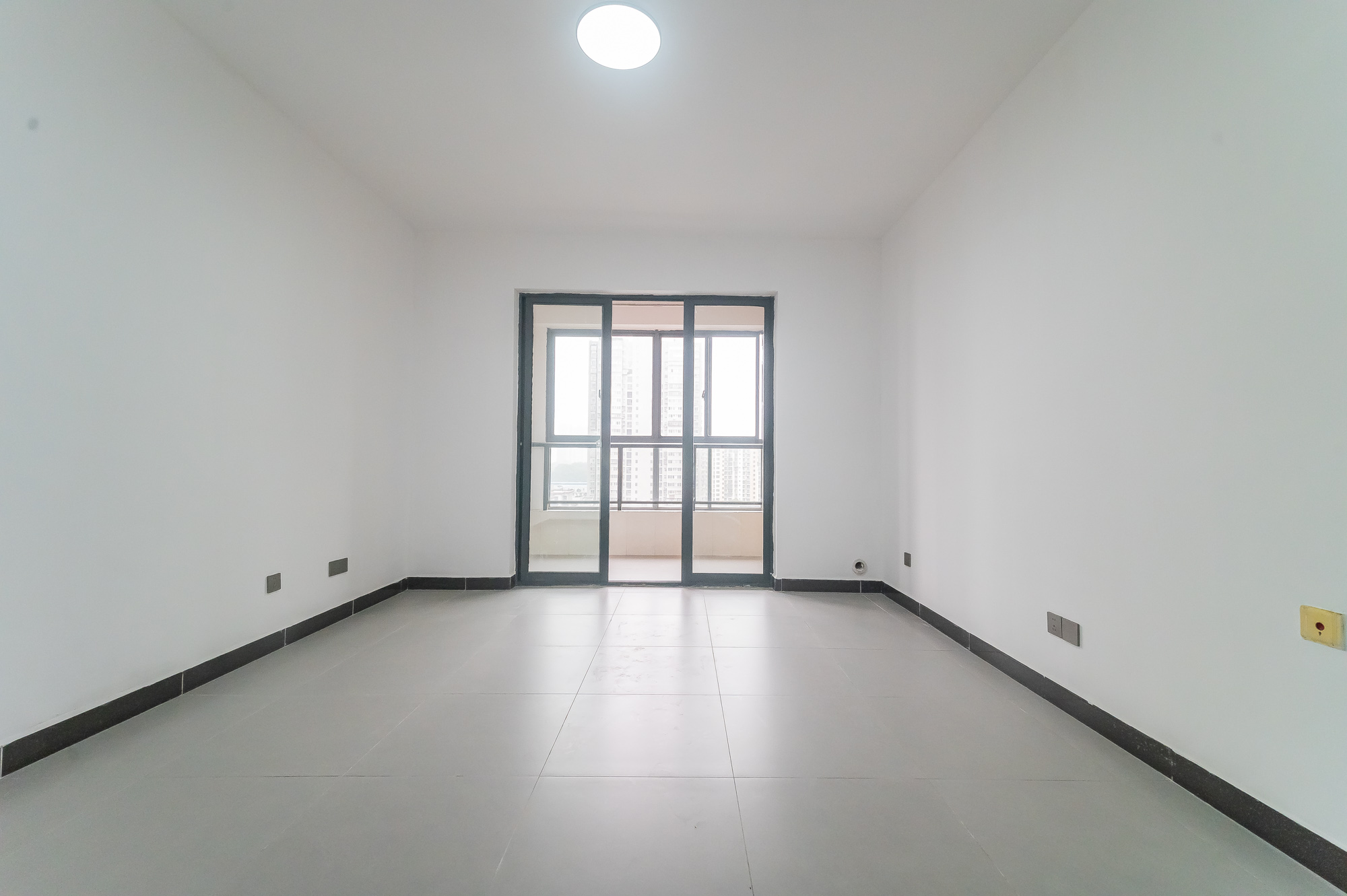 尚城 2室2厅1卫 61.8万 尚城 2室2厅1卫 61.8万客厅