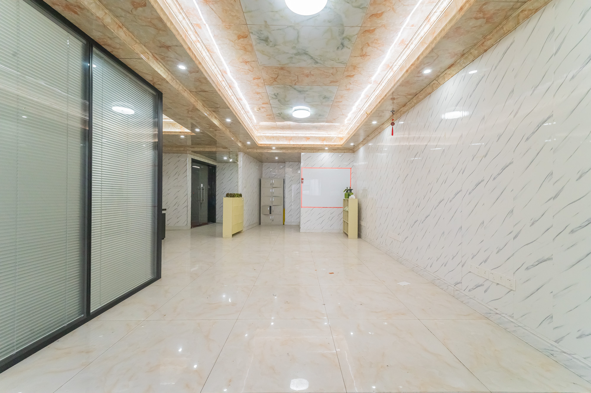 博雅例外  1室0厅0卫    56.0万 博雅例外  1室0厅0卫    56.0万客厅