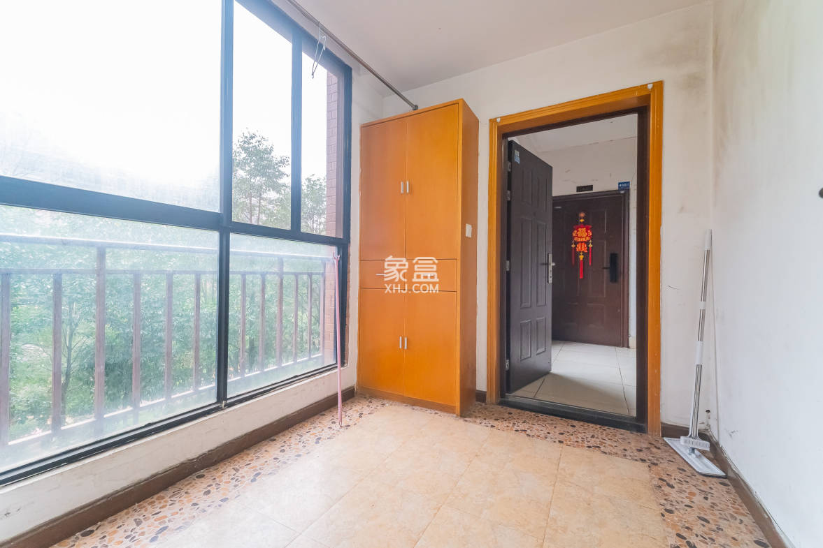 华润凤凰城一期  3室2厅1卫    58.0万 华润凤凰城一期  3室2厅1卫    58.0万其他