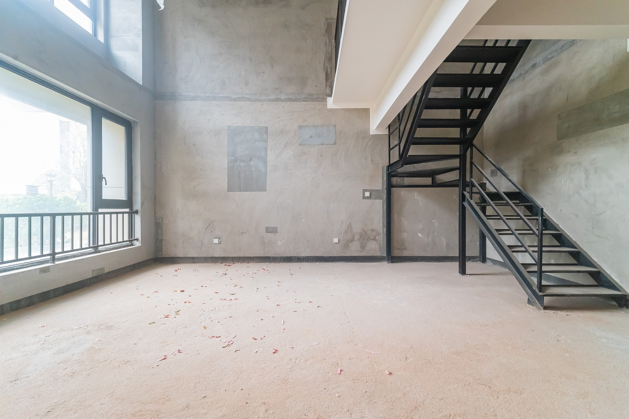 中交建发松雅院  5室2厅2卫    360.0万 中交建发松雅院  5室2厅2卫    360.0万客厅