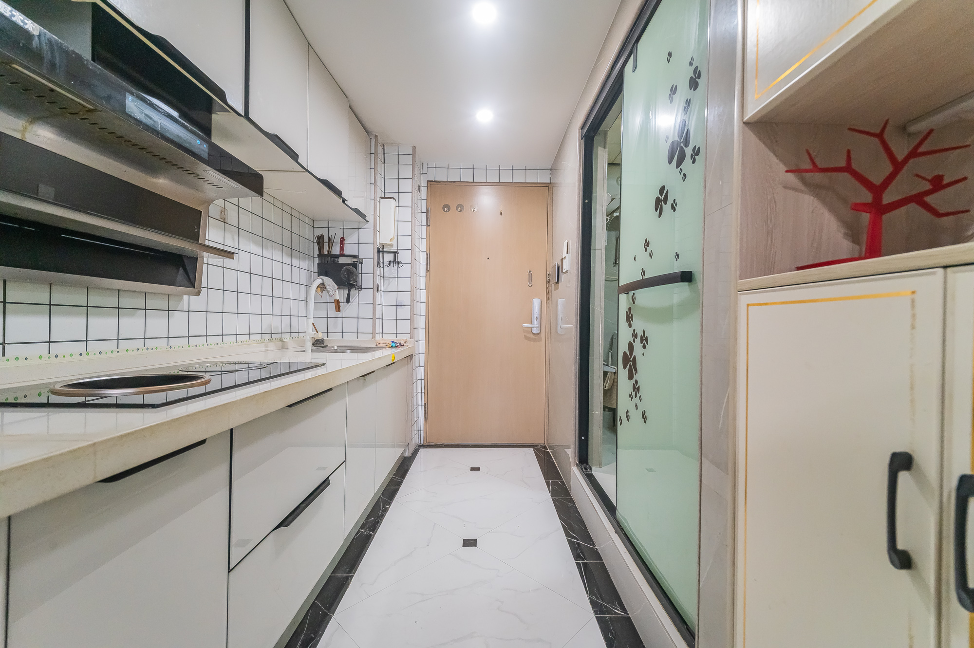 海伦春天  2室2厅1卫    30.0万 海伦春天  2室2厅1卫    30.0万厨房