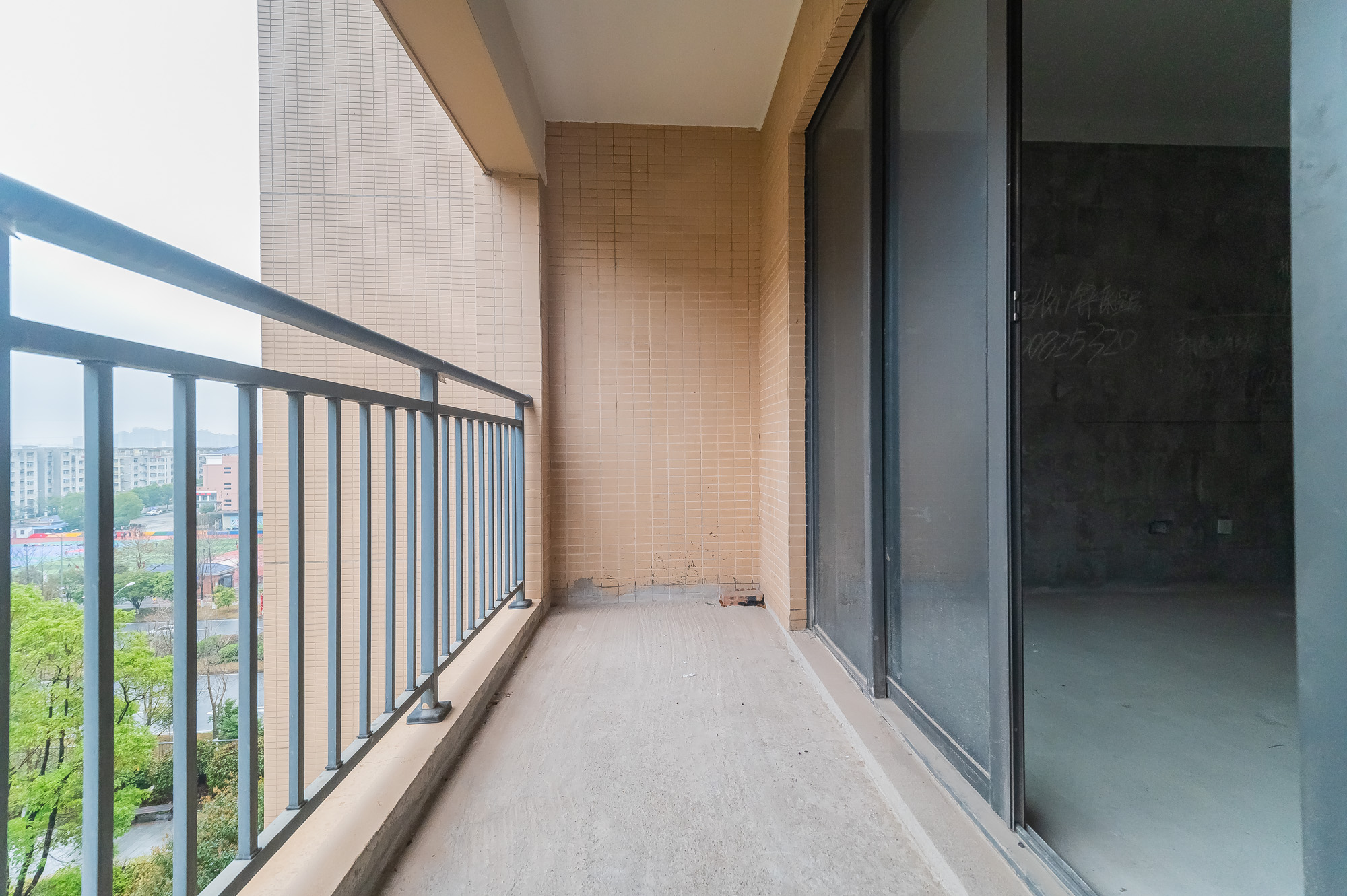 深业睿城  3室2厅2卫    105.8万 深业睿城  3室2厅2卫    105.8万其他