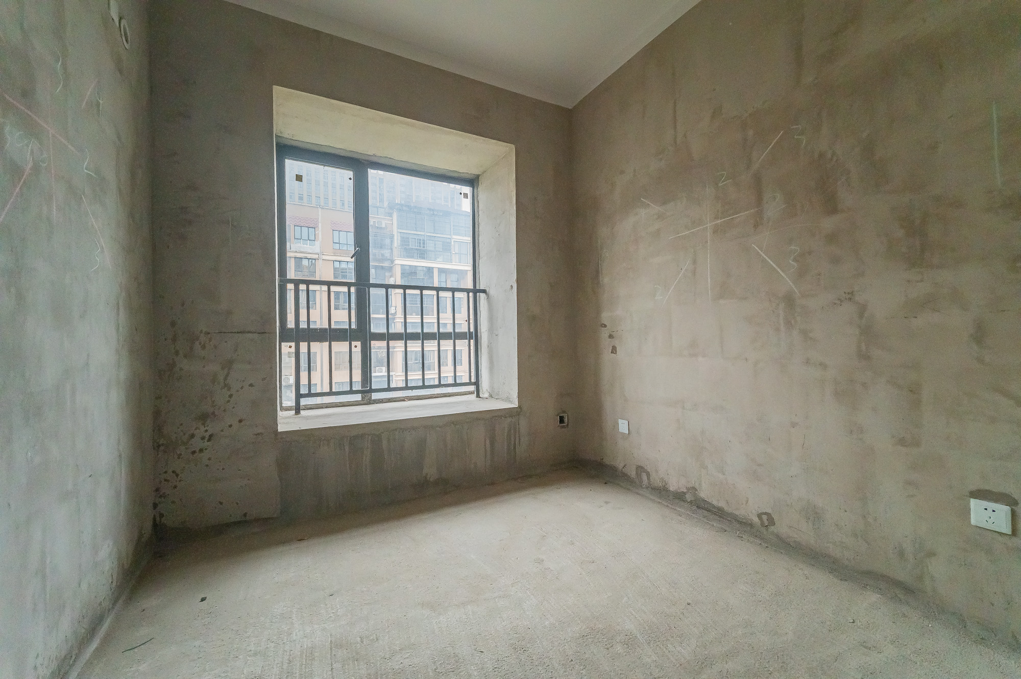 深业睿城  3室2厅2卫    105.8万 深业睿城  3室2厅2卫    105.8万其他