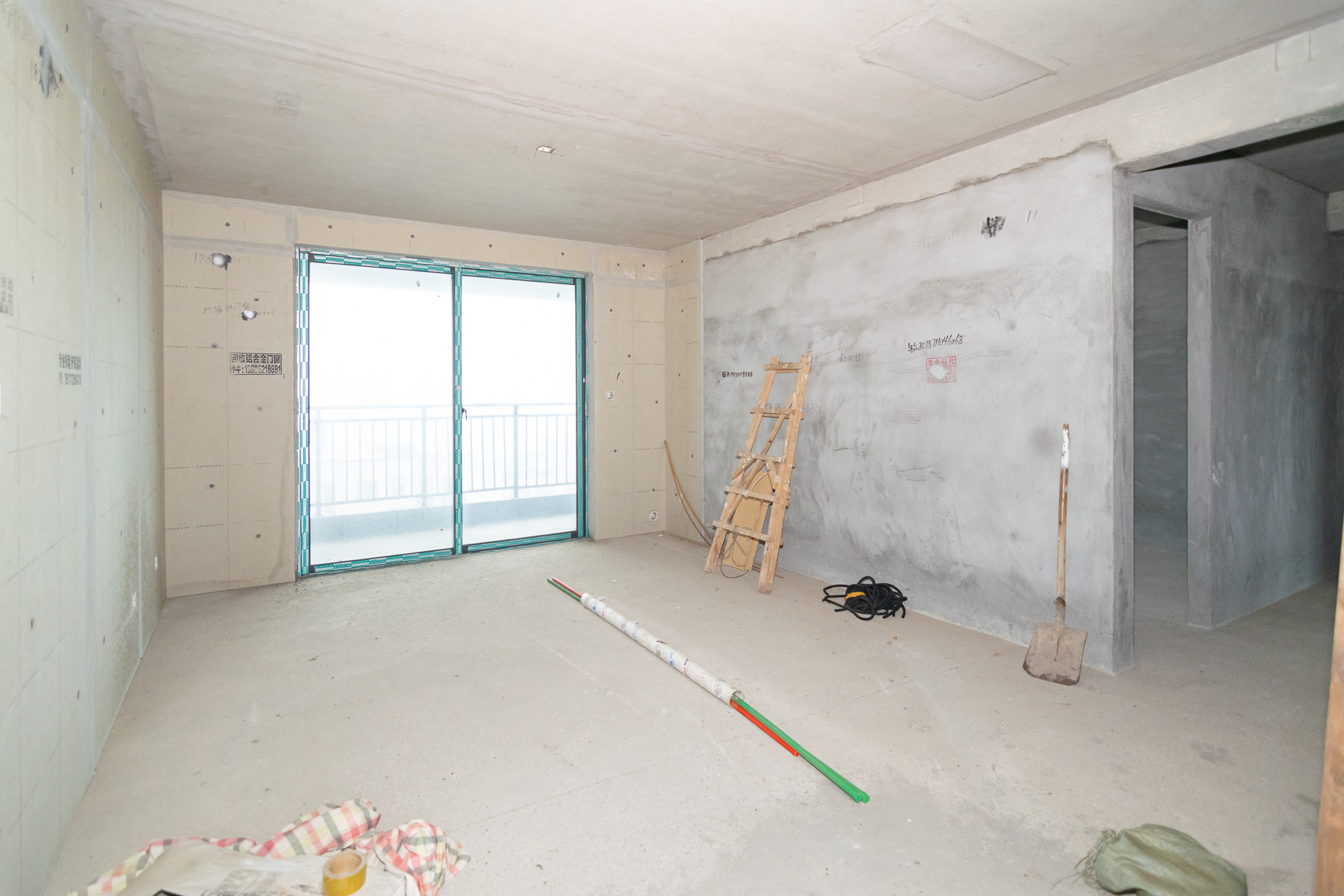 润和雅郡(润和紫郡六期) 4室2厅2卫 106.0万 润和雅郡(润和紫郡六期) 4室2厅2卫 106.0万客厅