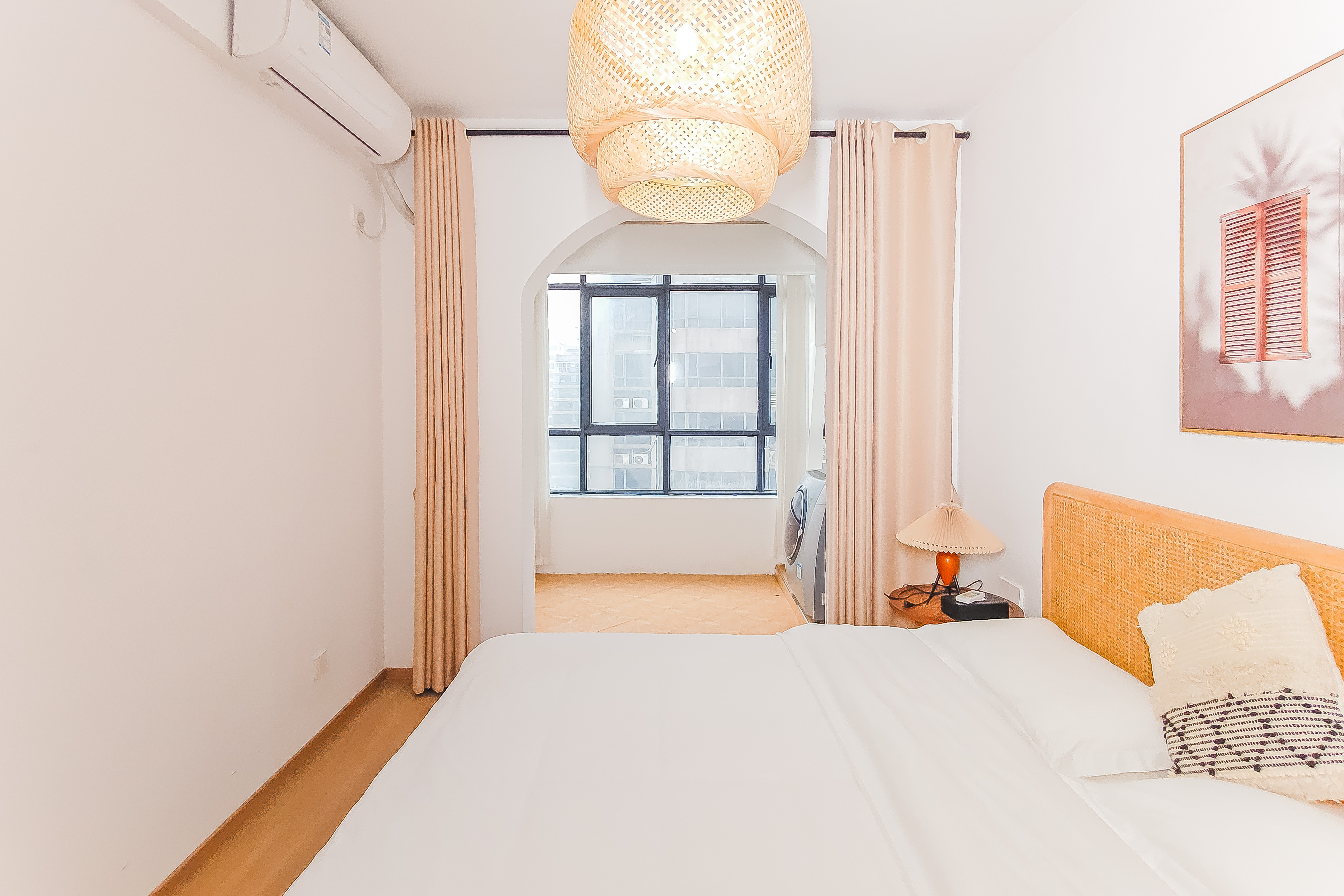 五一大道202(中环壹世界)  2室2厅1卫    80.0万 五一大道202(中环壹世界)  2室2厅1卫    80.0万卧室