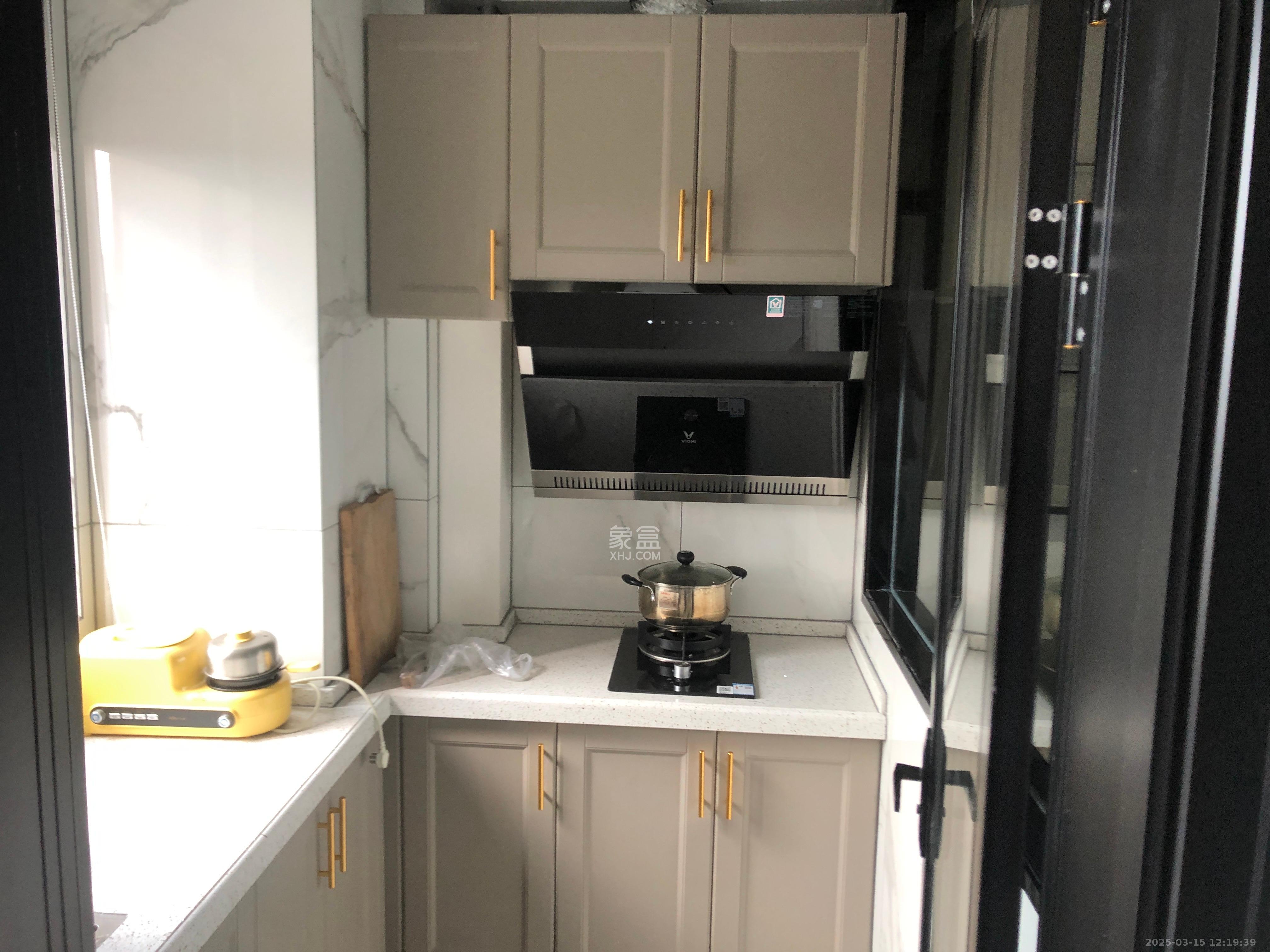 国泰九龙湾 1室1厅1卫 1500.0元/月 国泰九龙湾 1室1厅1卫 1500.0元/月室内图