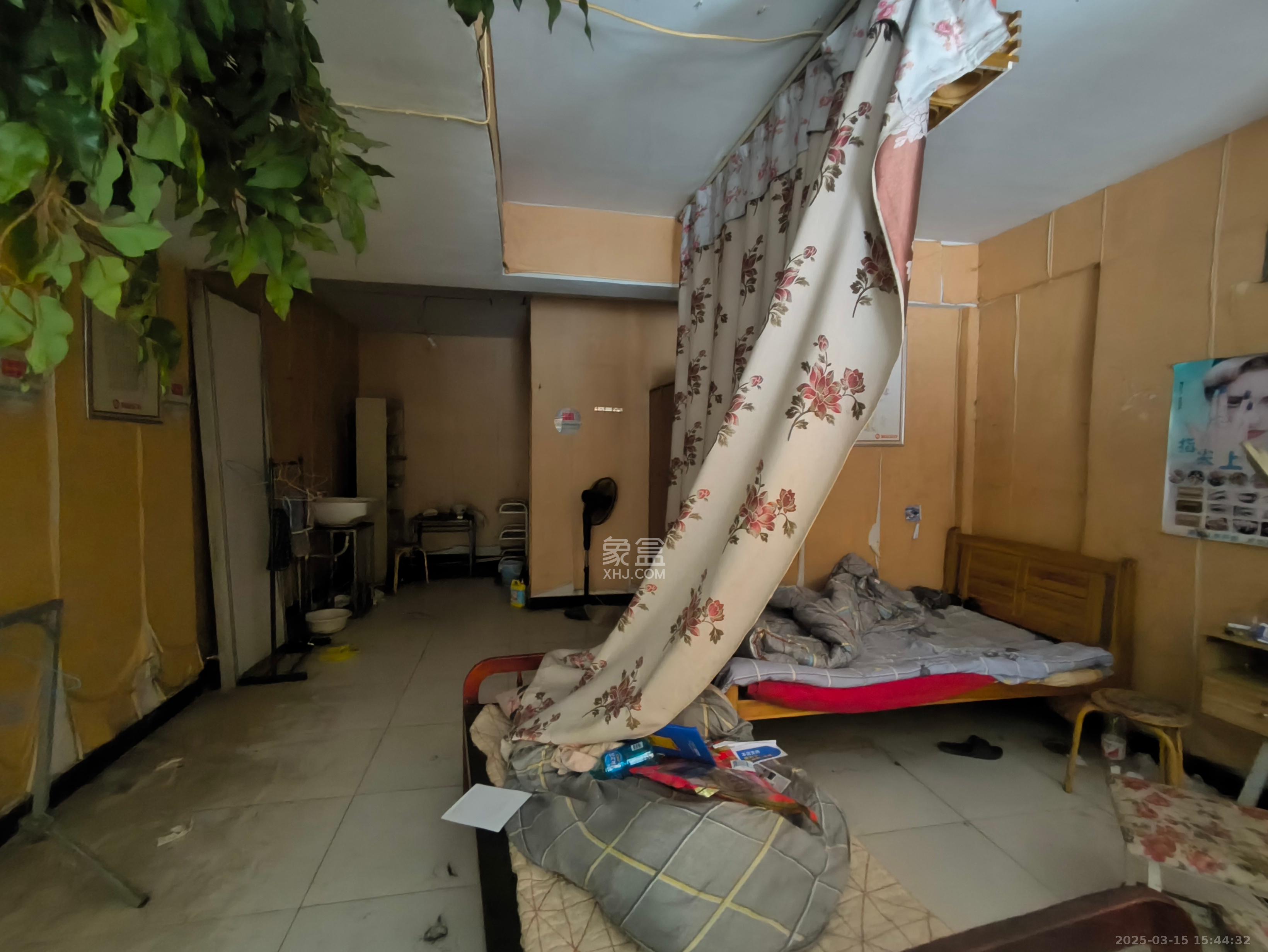 山水嘉园   42.0㎡     2000.00元/月室内图