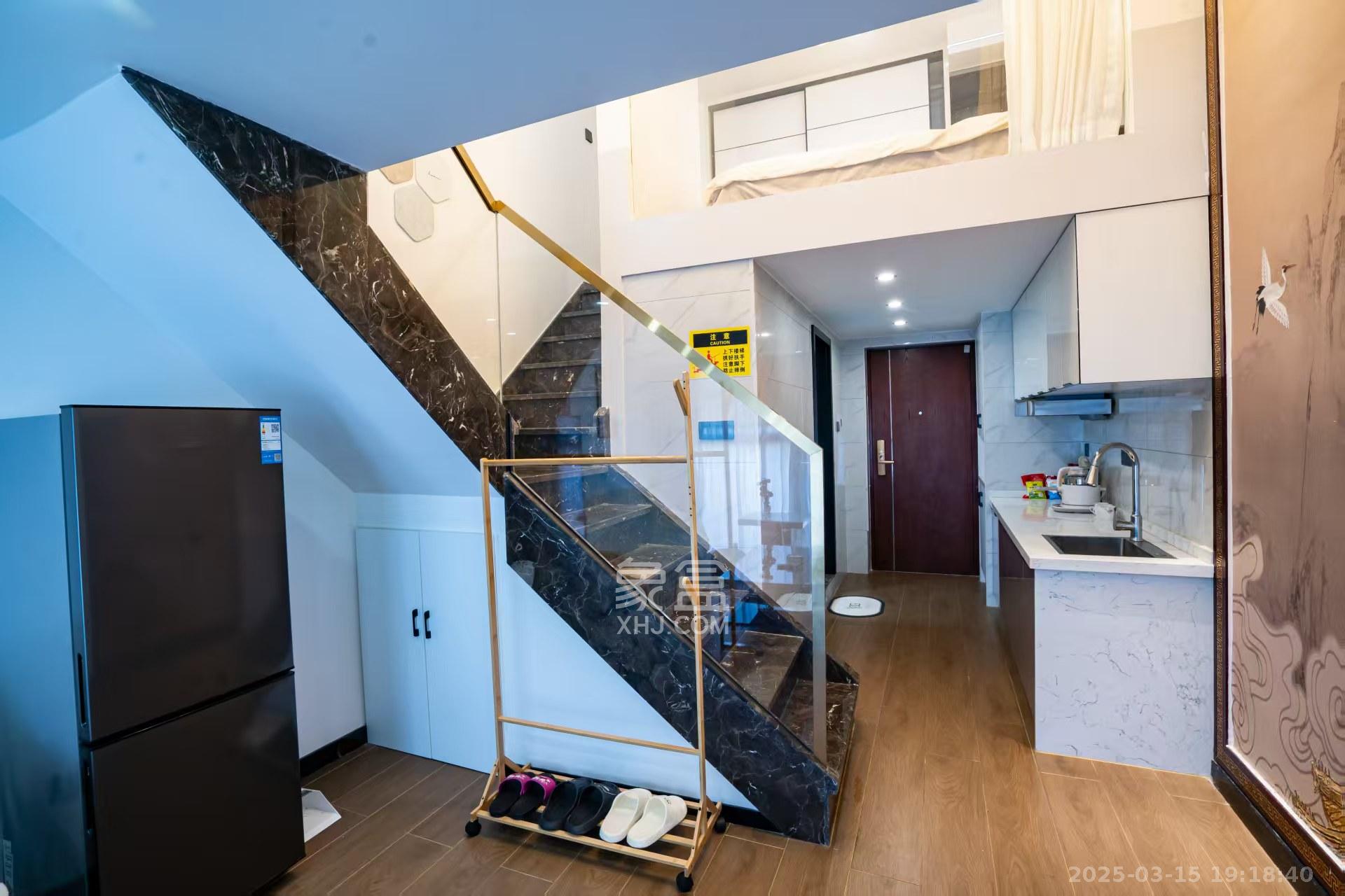 达美溪湖湾  2室1厅1卫    2000.0元/月 达美溪湖湾  2室1厅1卫    2000.0元/月室内图