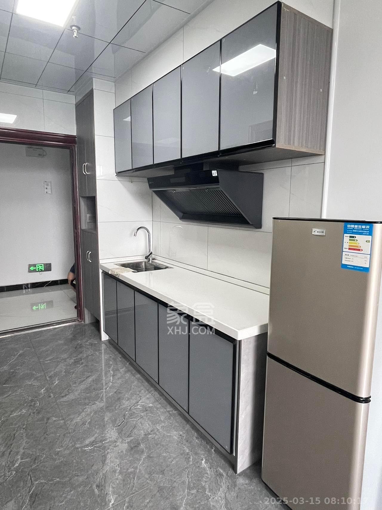 梅溪湖家居建材城  1室1厅1卫   1400.00元/月室内图