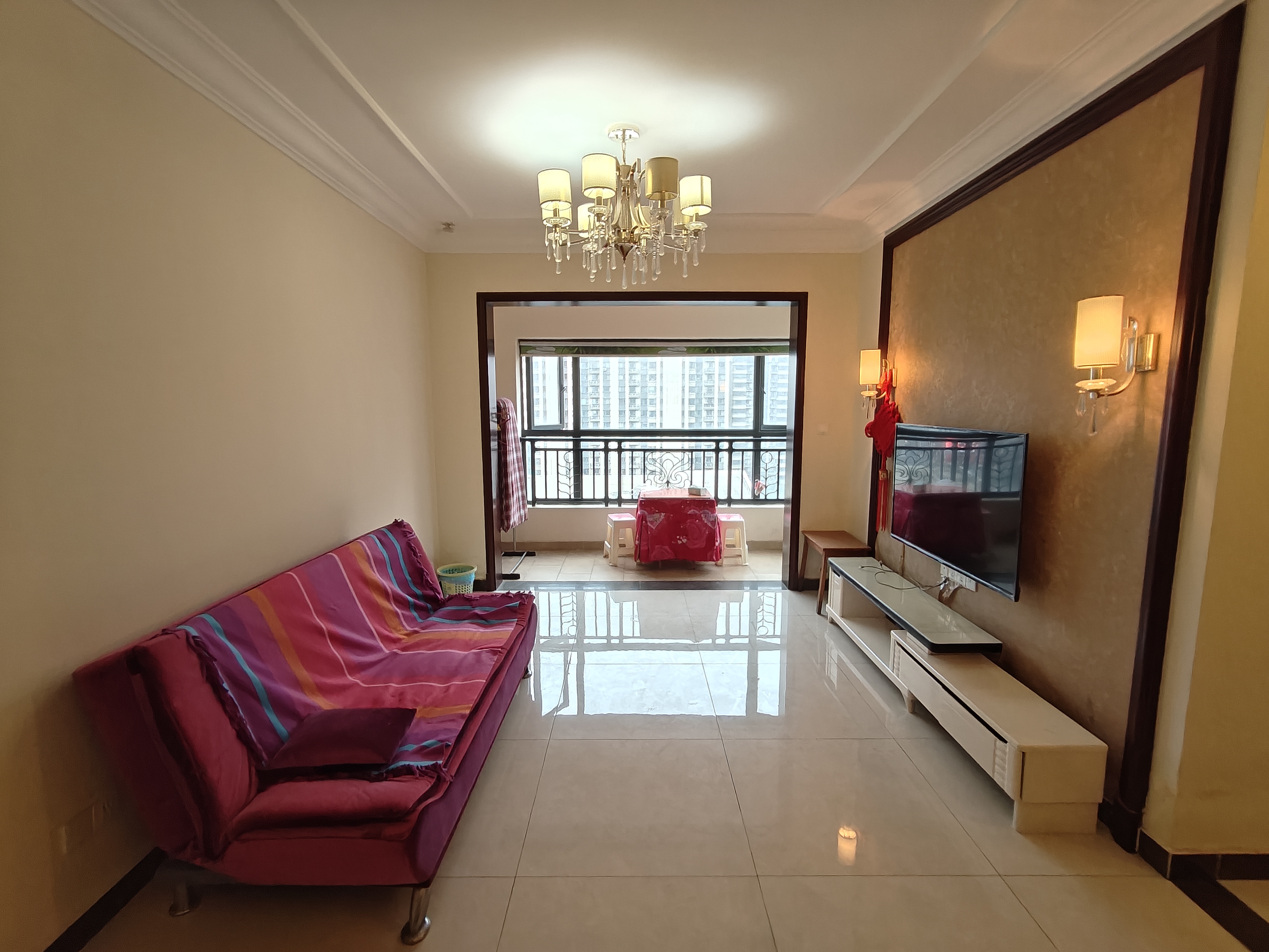 恒大华府 3室1厅1卫 1600.0元/月 恒大华府 3室1厅1卫 1600.0元/月室内图