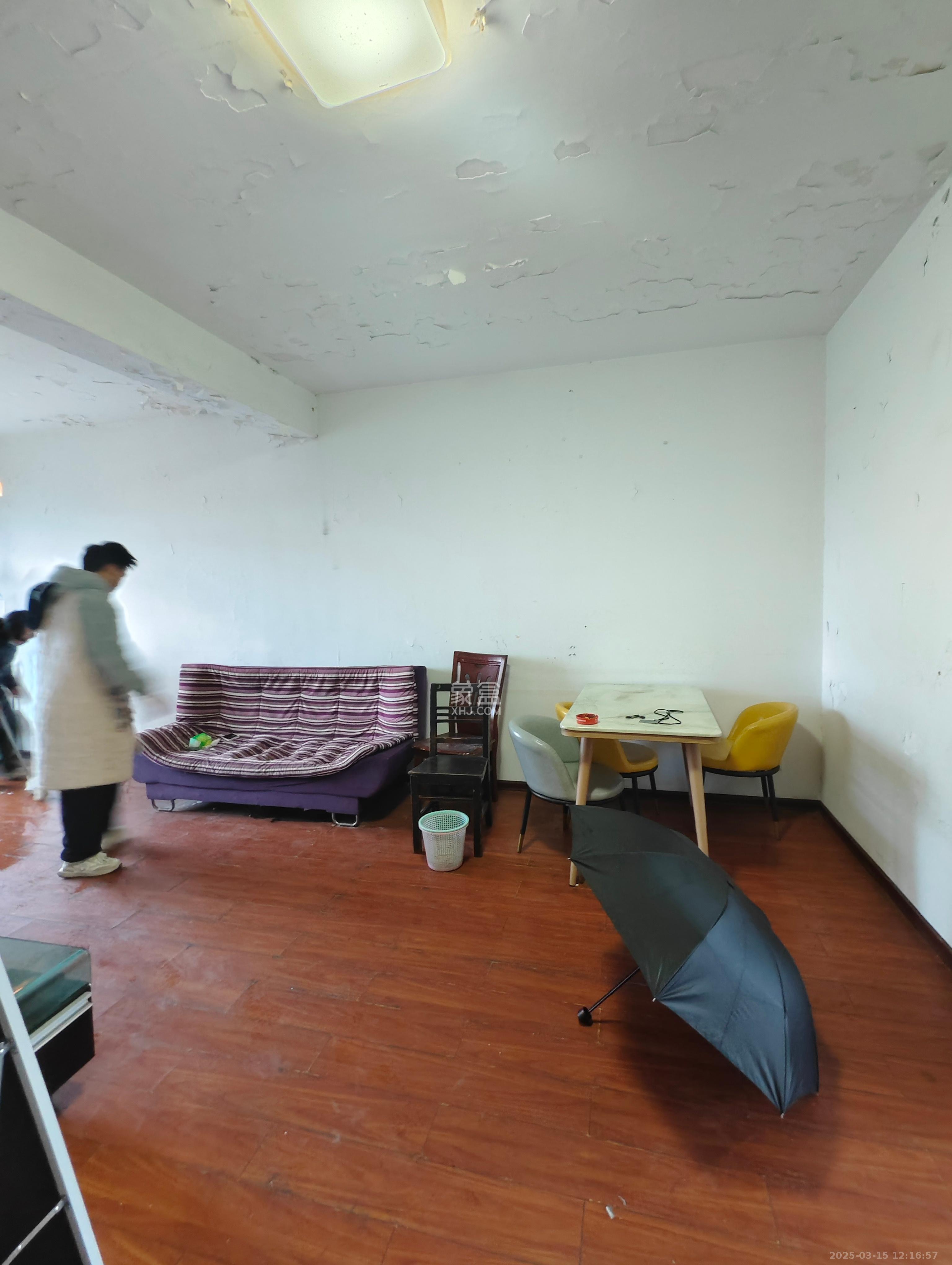 左家塘公安局宿舍 2室1厅1卫 900.0元/月 左家塘公安局宿舍 2室1厅1卫 900.0元/月室内图