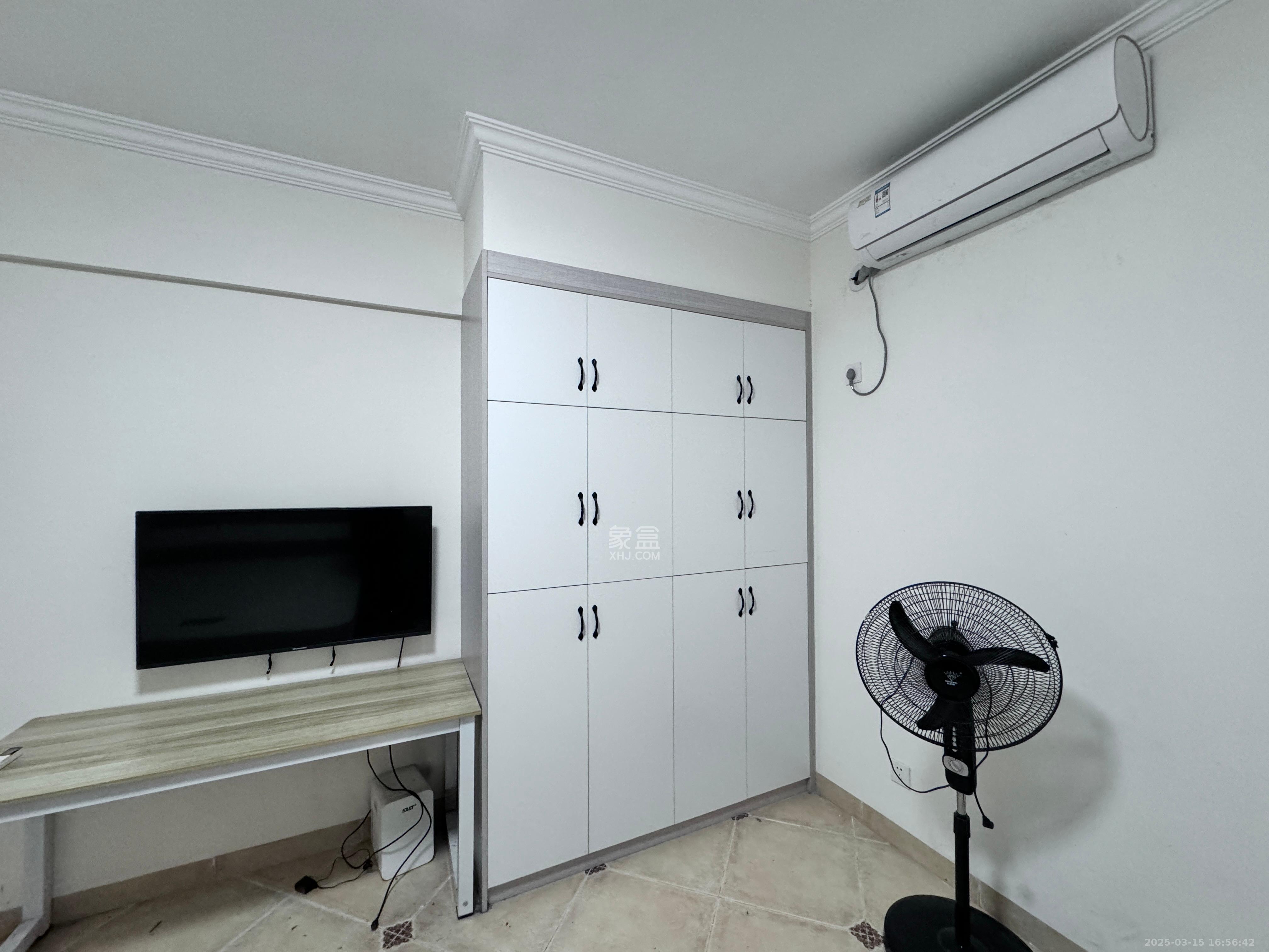 未来漫城 1室1厅1卫 1400.0元/月 未来漫城 1室1厅1卫 1400.0元/月室内图