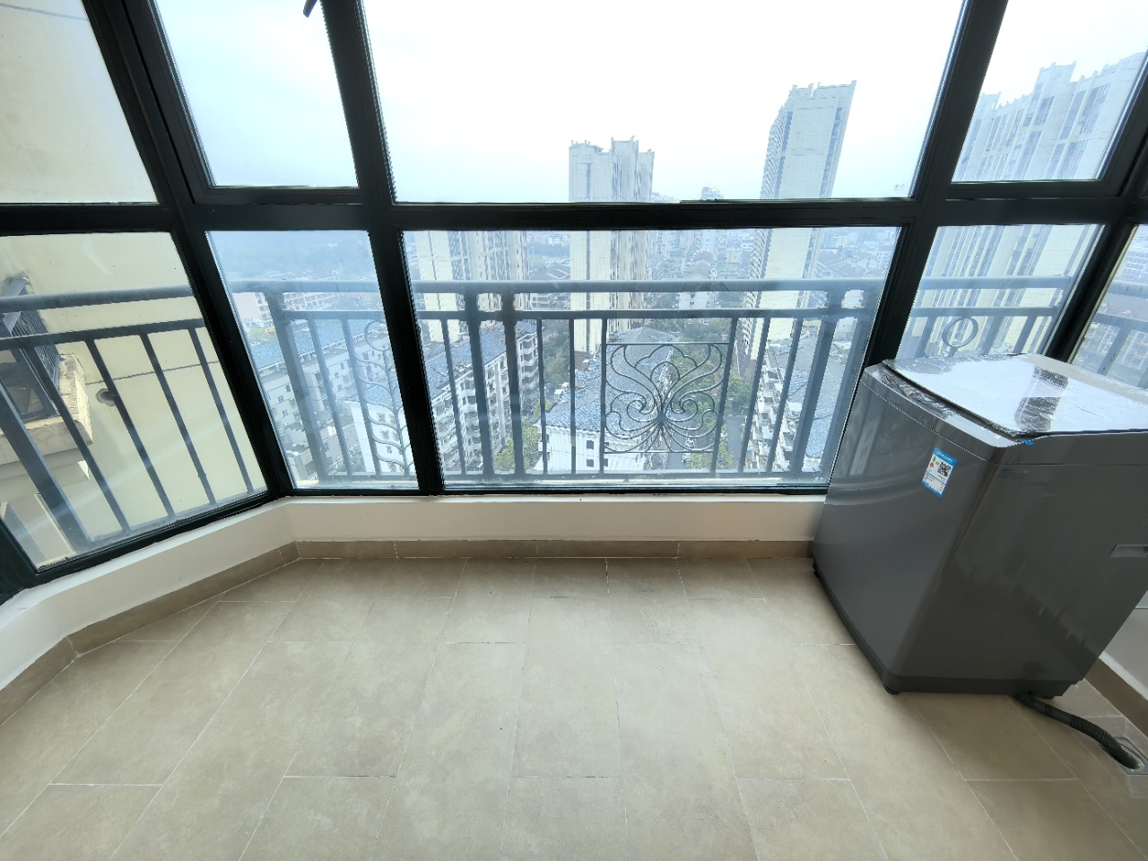 恒大绿洲 2室2厅1卫 1600.0元/月 恒大绿洲 2室2厅1卫 1600.0元/月室内图