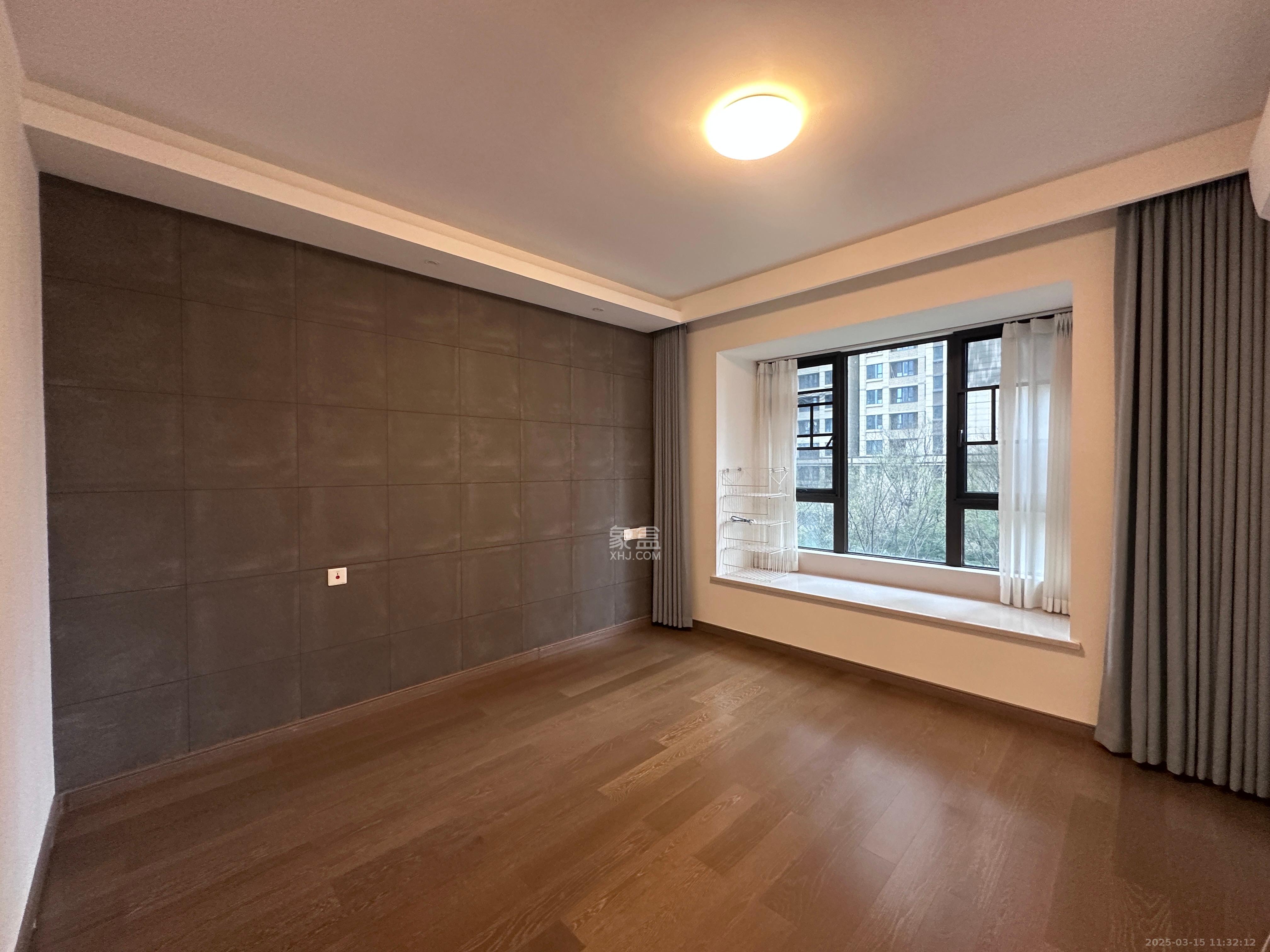 龙湖铂金中心(龙湖春江郦城)  1室0厅0卫    5280.0元/月 龙湖铂金中心(龙湖春江郦城)  1室0厅0卫    5280.0元/月室内图