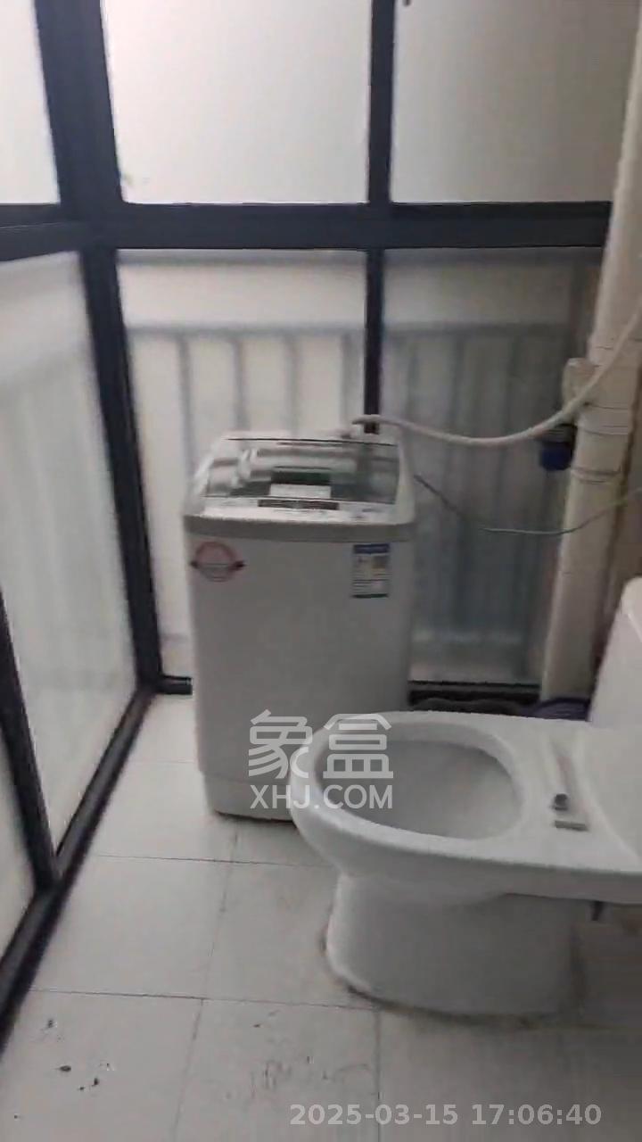 金鼎公园尚 1室2厅2卫 1000.0元/月 金鼎公园尚 1室2厅2卫 1000.0元/月室内图