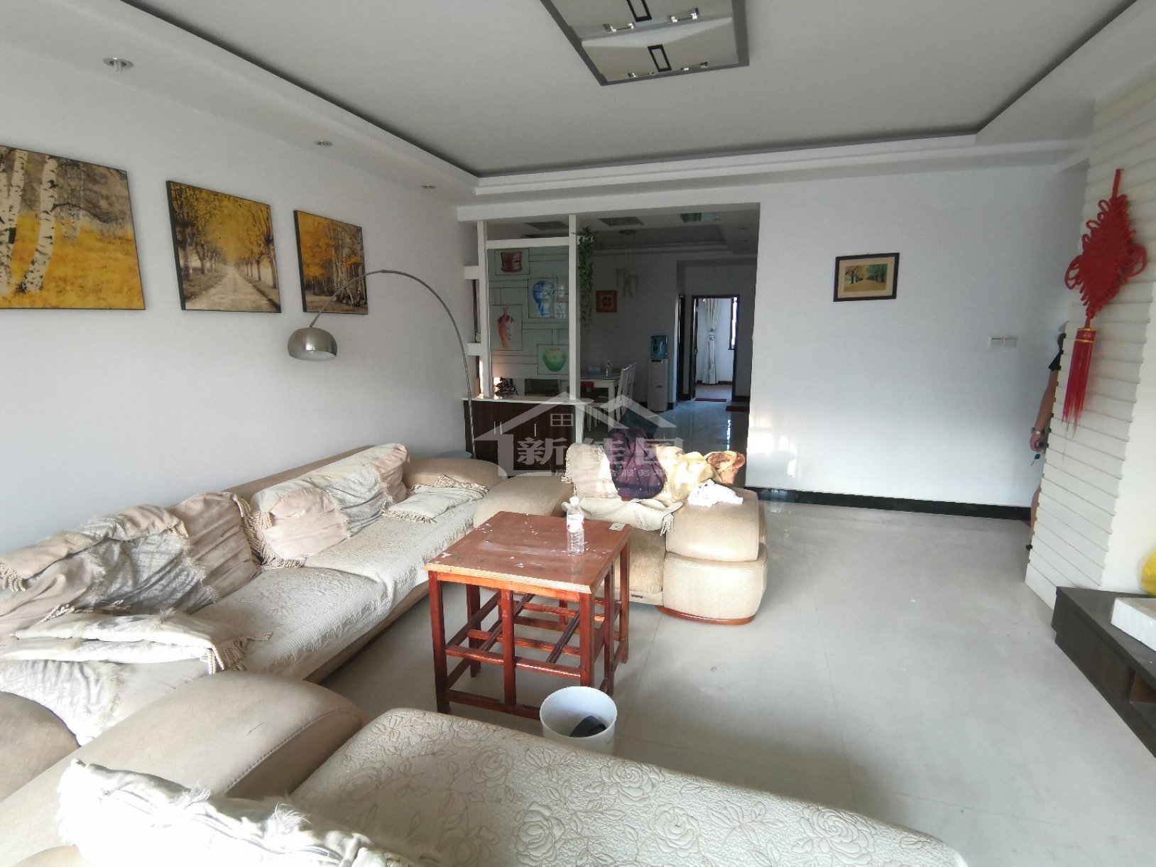 颐乐新村北苑 4室2厅2卫 1700.0元/月 颐乐新村北苑 4室2厅2卫 1700.0元/月室内图