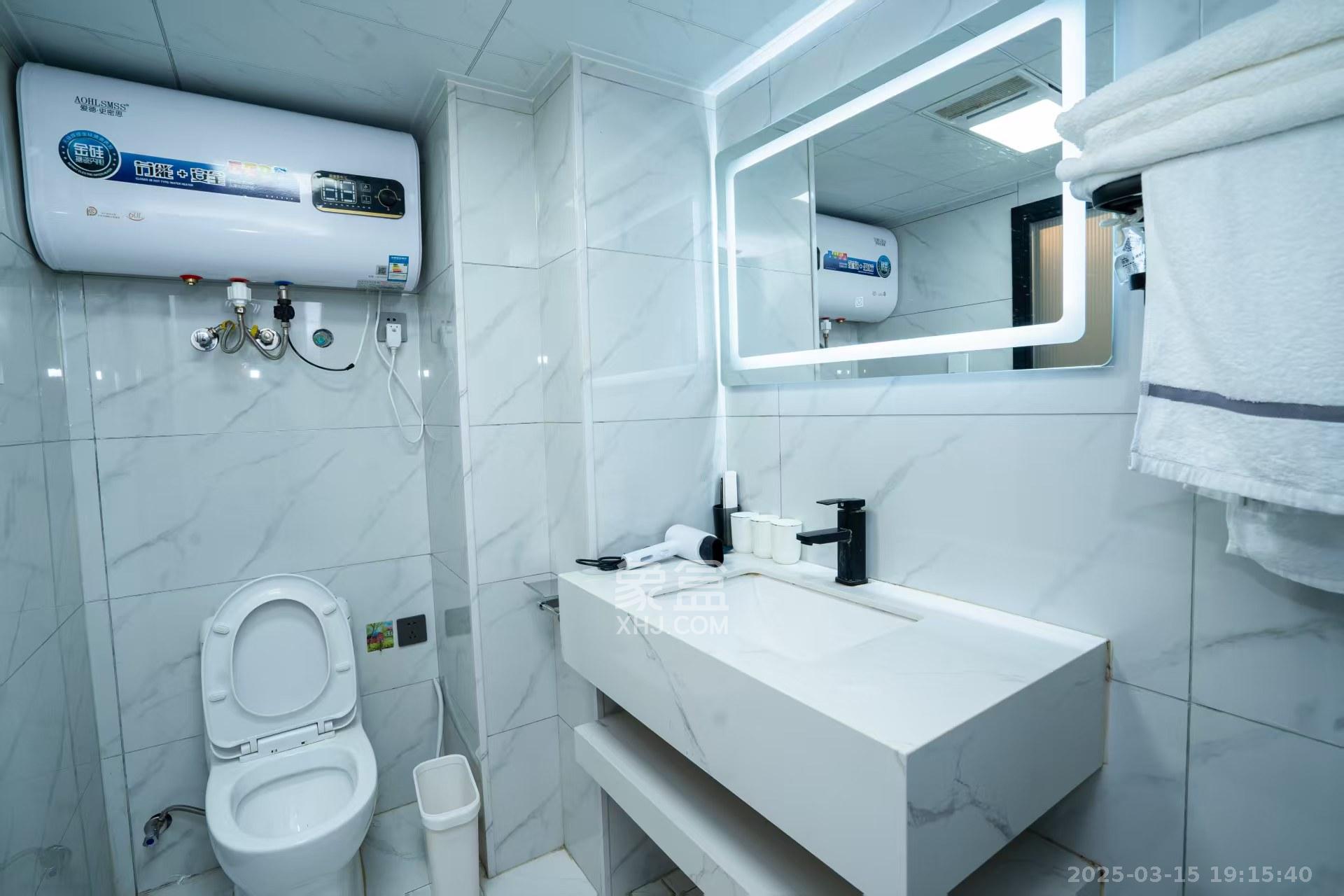 达美溪湖湾  2室1厅1卫    2000.0元/月室内图