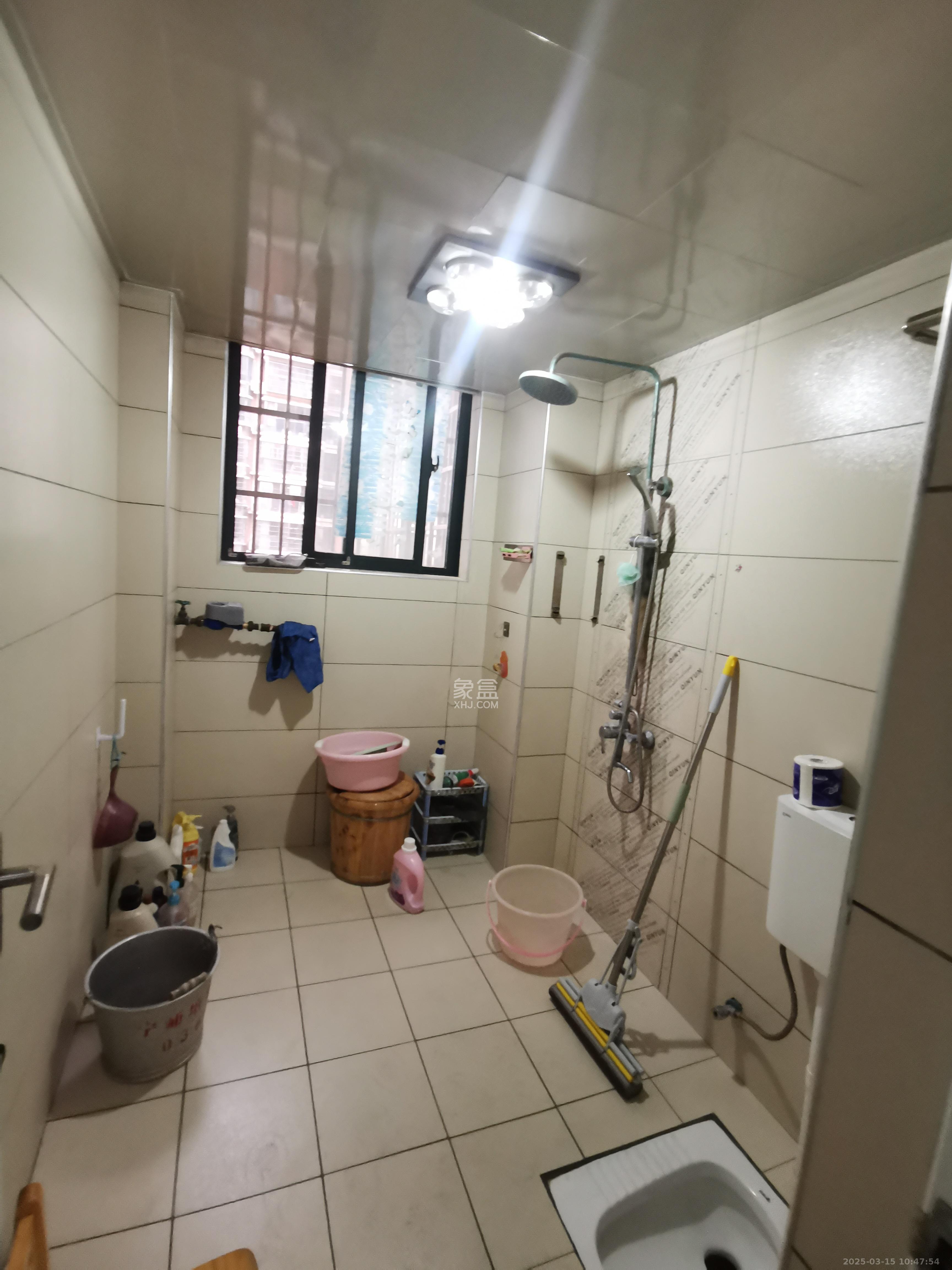 天城湖光山色 4室2厅2卫 3600.0元/月 天城湖光山色 4室2厅2卫 3600.0元/月室内图