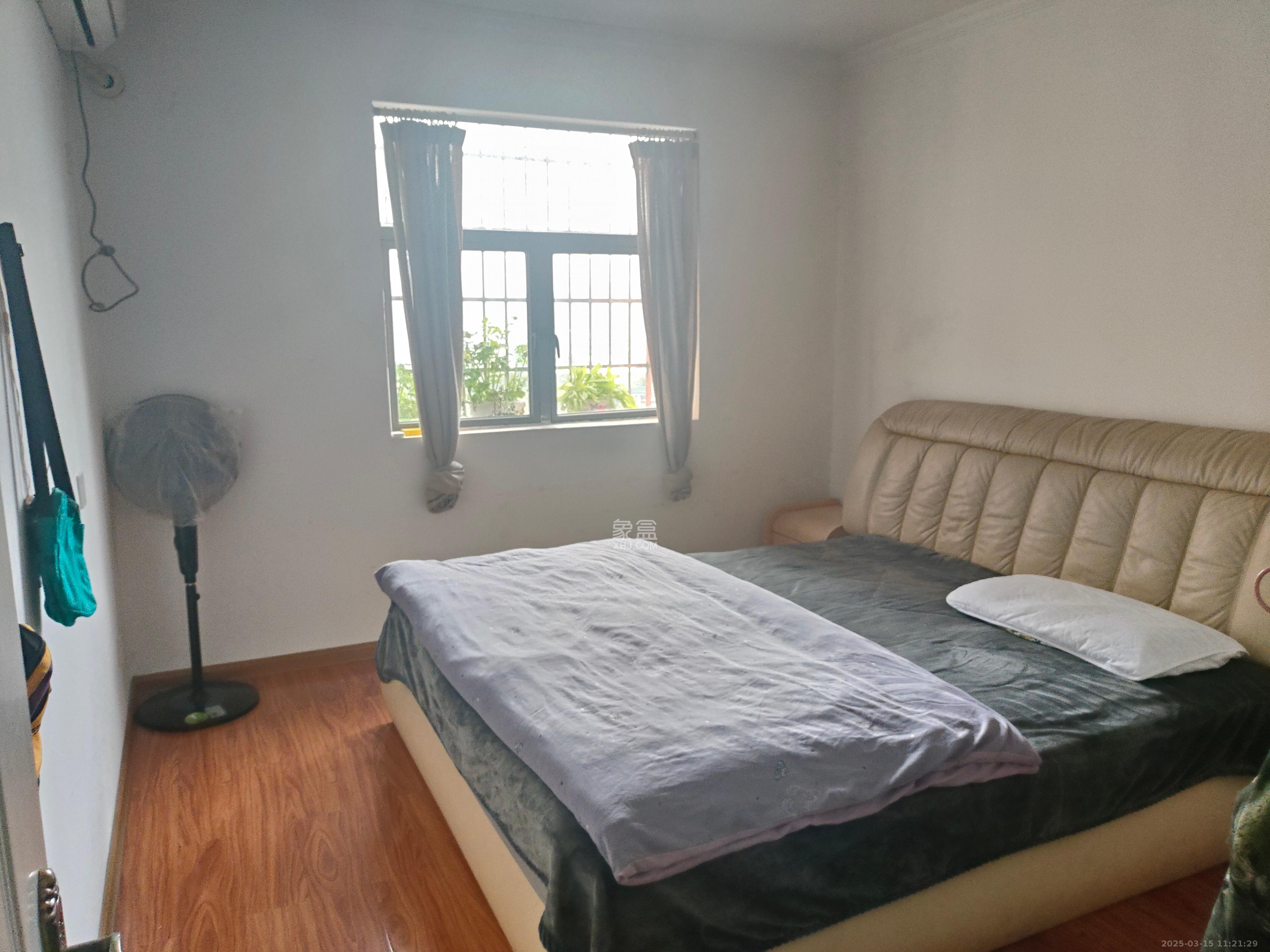 长永佳苑 3室2厅1卫 1800.0元/月 长永佳苑 3室2厅1卫 1800.0元/月室内图