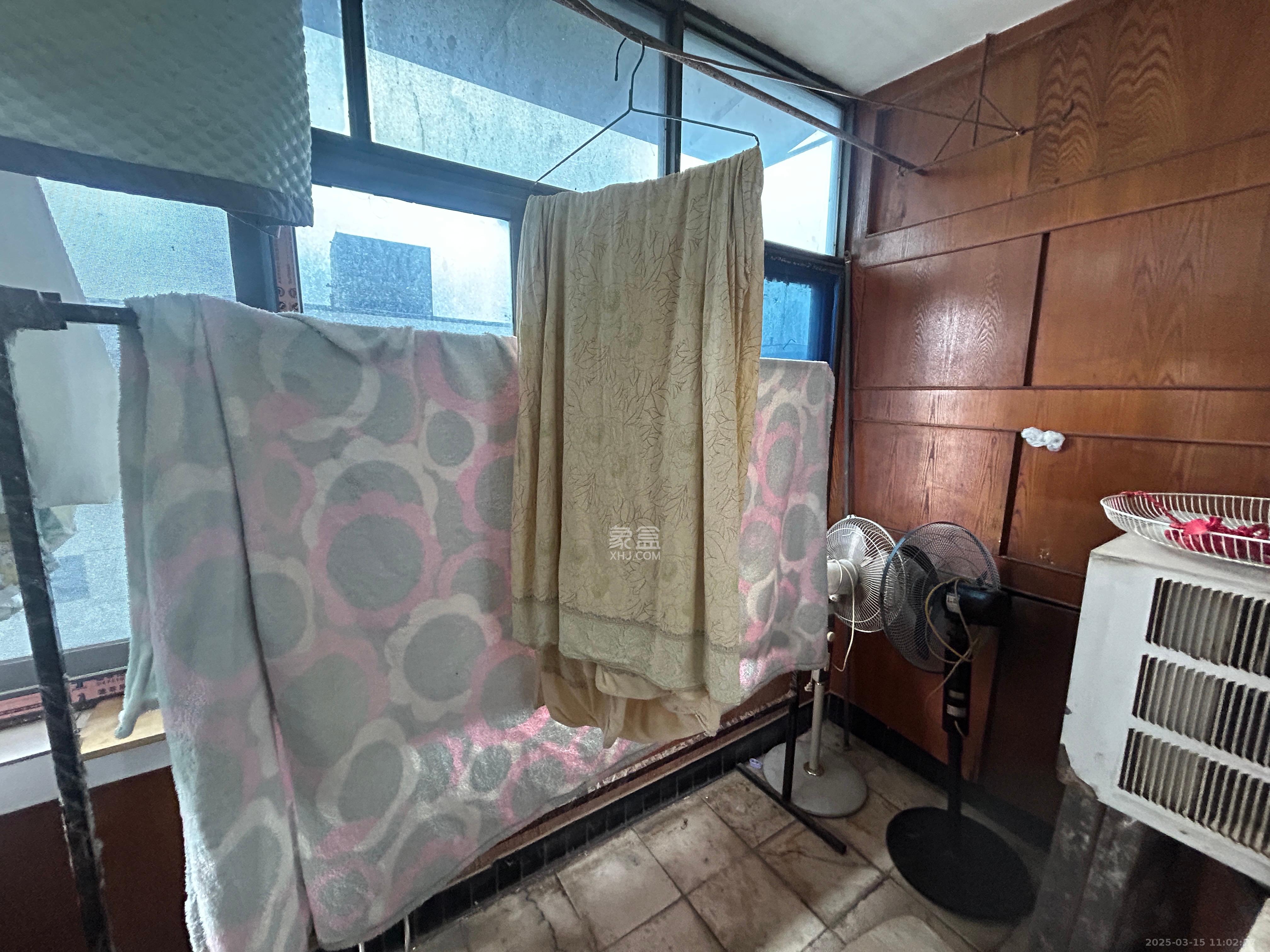 蒸菜街小区  3室1厅1卫   1400.00元/月室内图