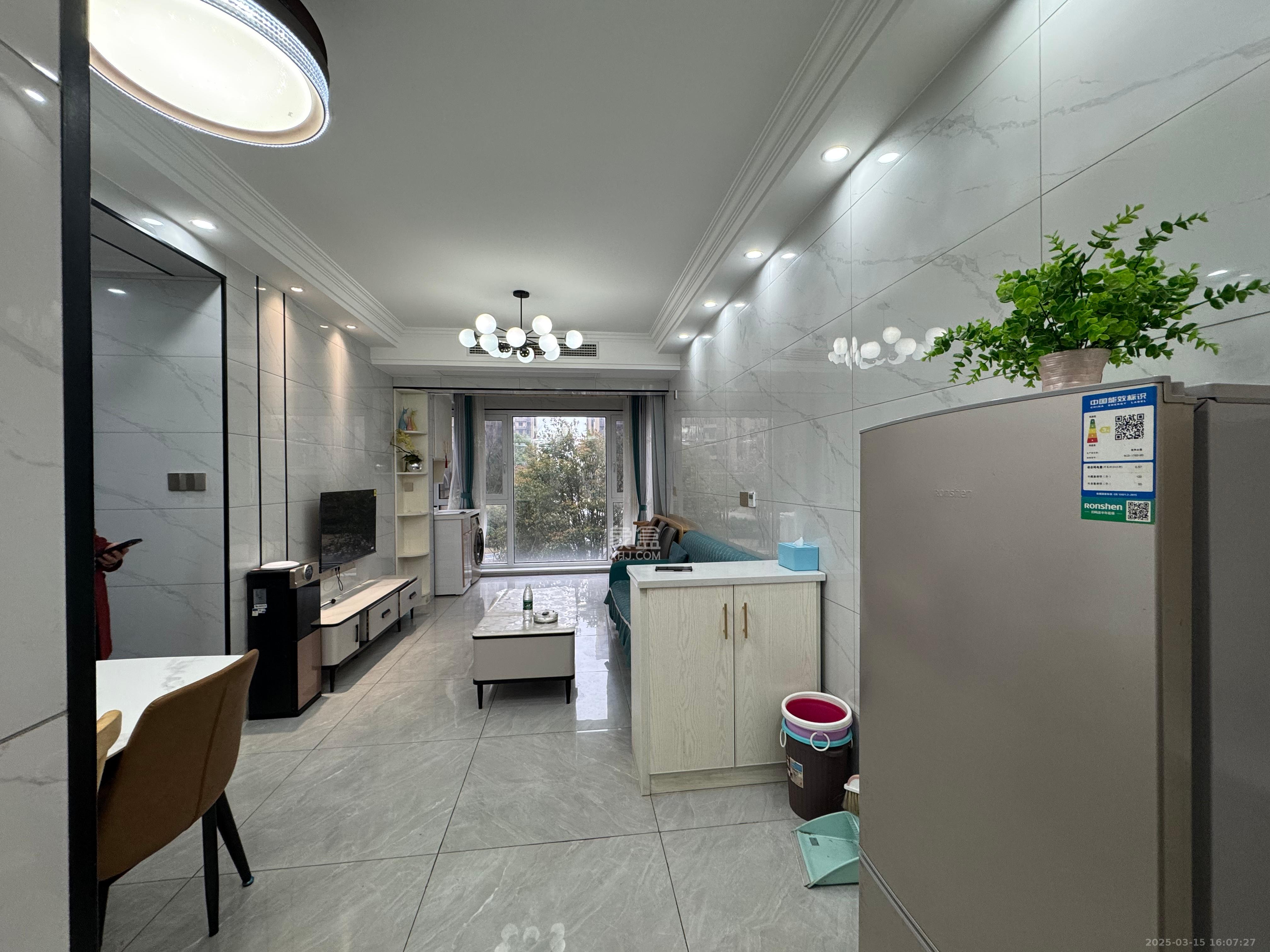 保利东郡 3室2厅1卫 1680.0元/月 保利东郡 3室2厅1卫 1680.0元/月室内图