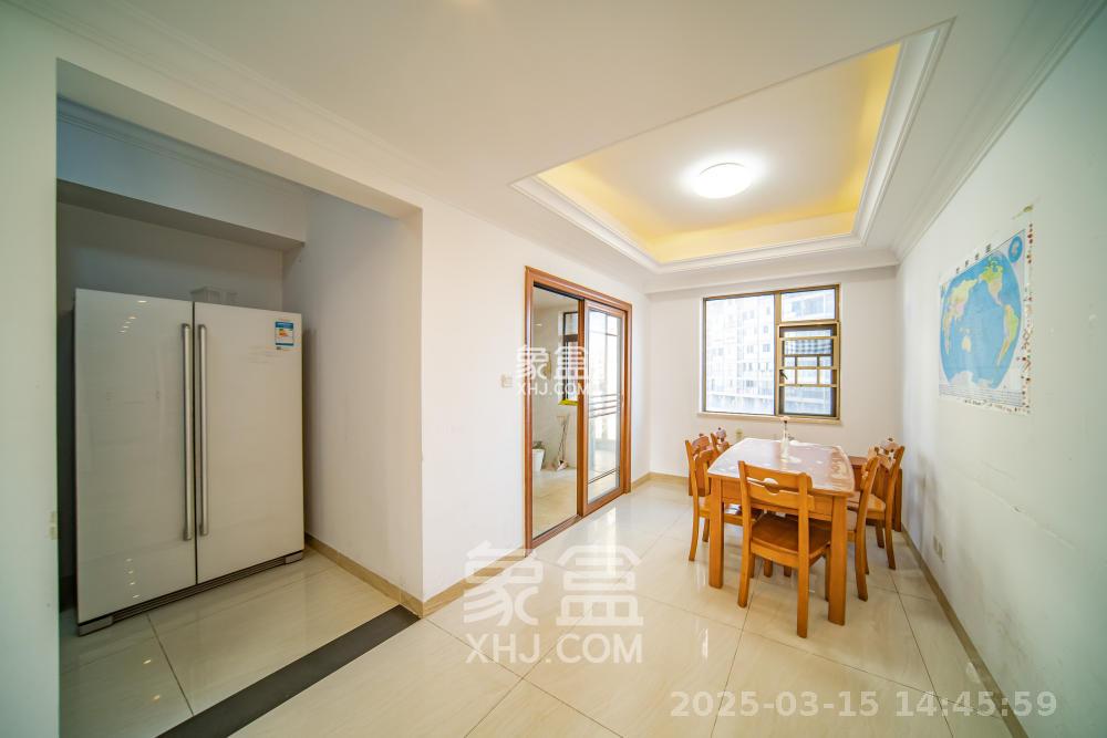 江山帝景哈佛  4室2厅2卫   2600.00元/月室内图
