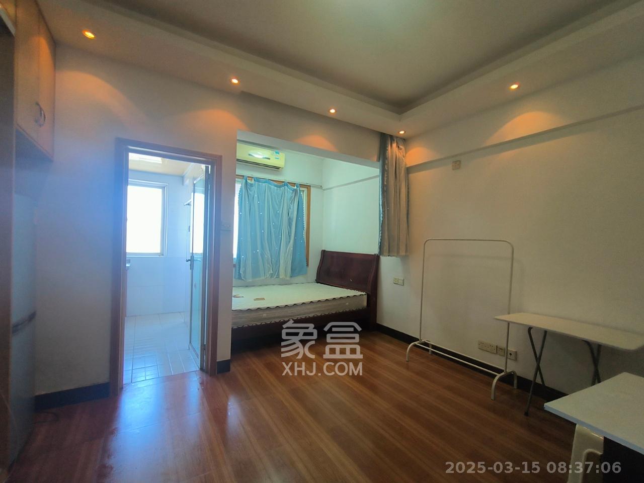 谋房博客(博客天街) 1室1厅1卫 1500.0元/月 谋房博客(博客天街) 1室1厅1卫 1500.0元/月室内图