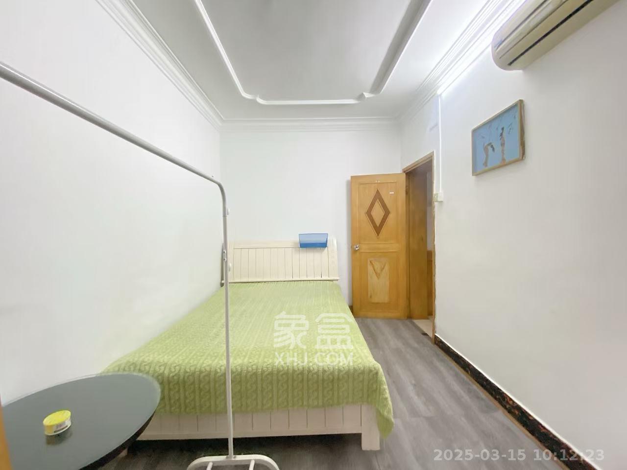 富雅坪社区（红墙巷）  2室2厅1卫   2380.00元/月室内图