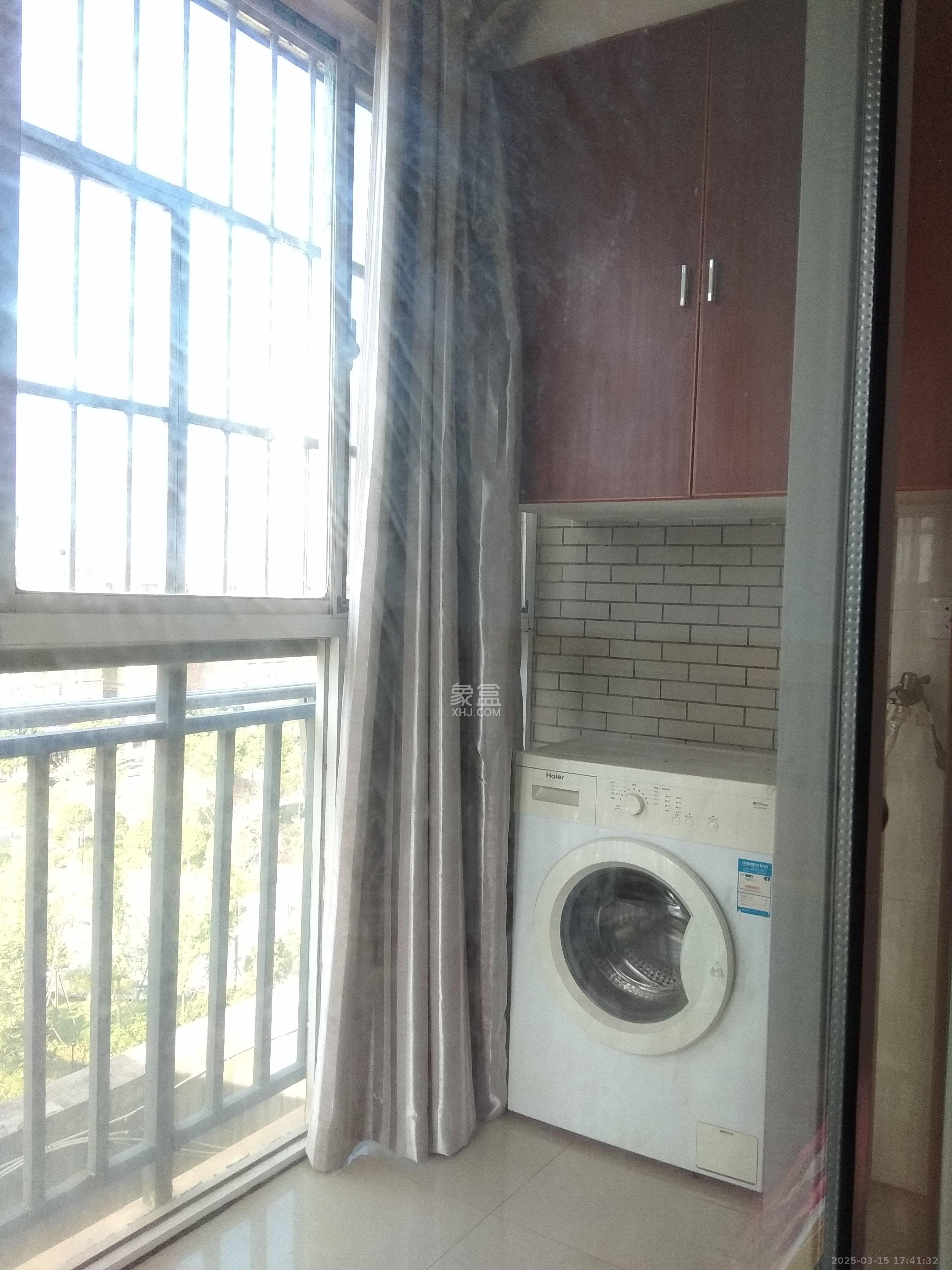 世景华庭  1室1厅1卫   1200.00元/月室内图