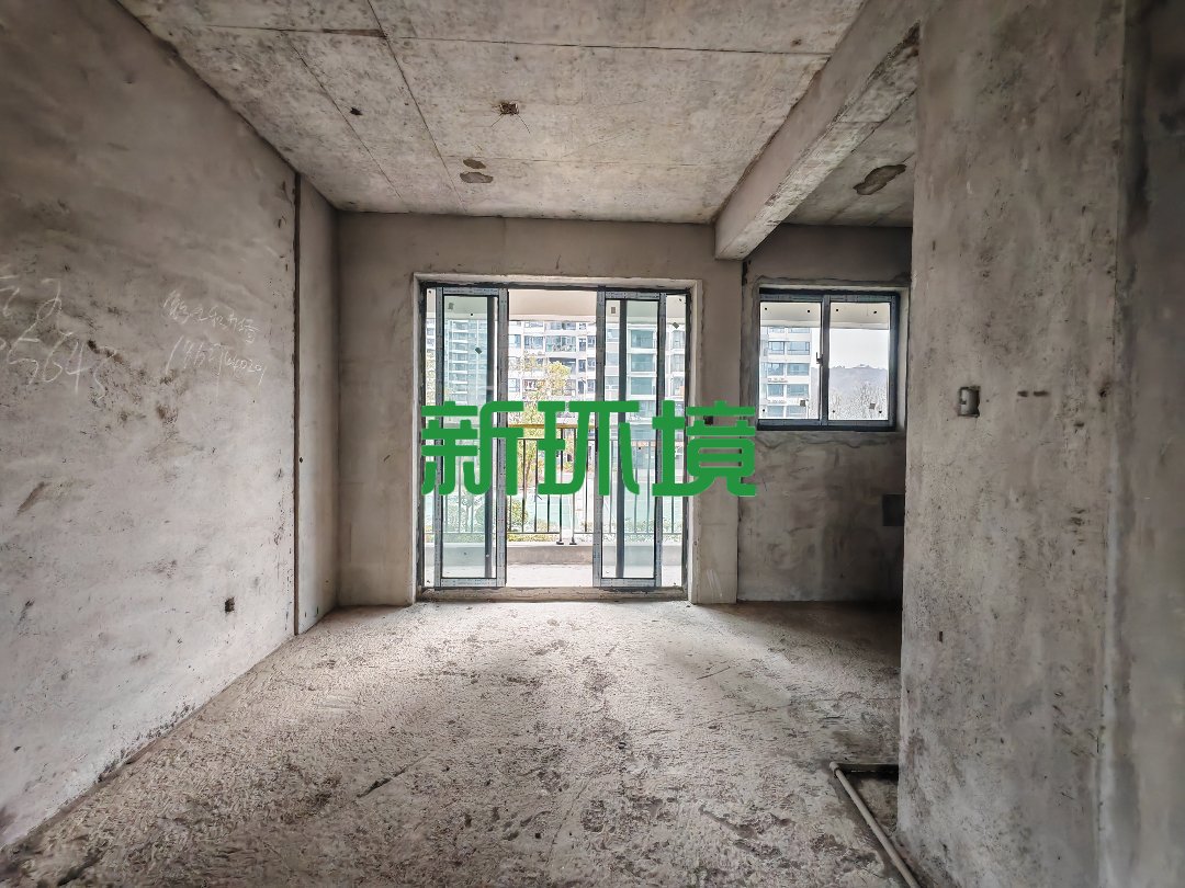 宁邦广场  4室2厅2卫    49.6万 宁邦广场  4室2厅2卫    49.6万客厅