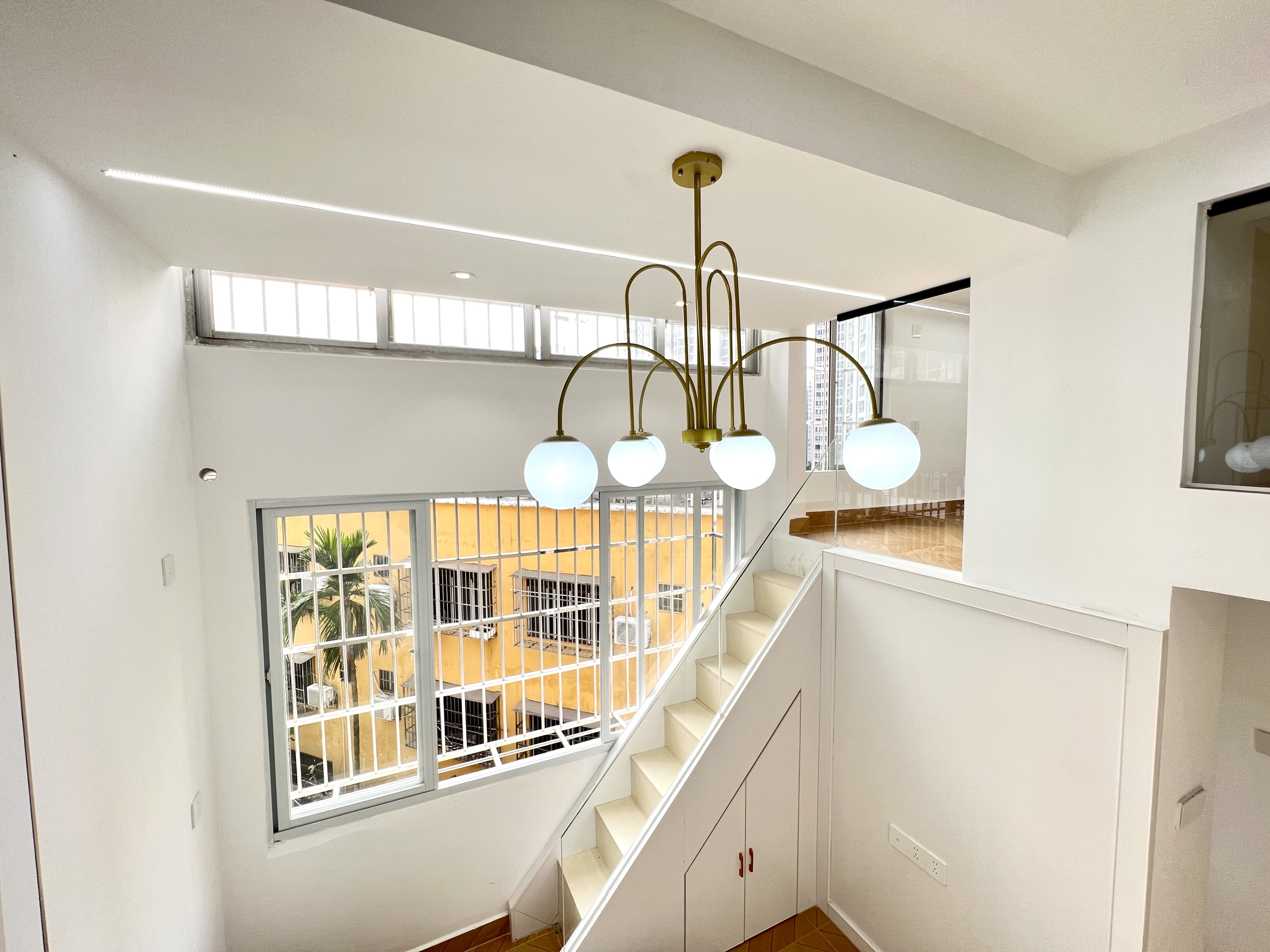 北岸青年公寓 1室1厅1卫 42.0万 北岸青年公寓 1室1厅1卫 42.0万客厅