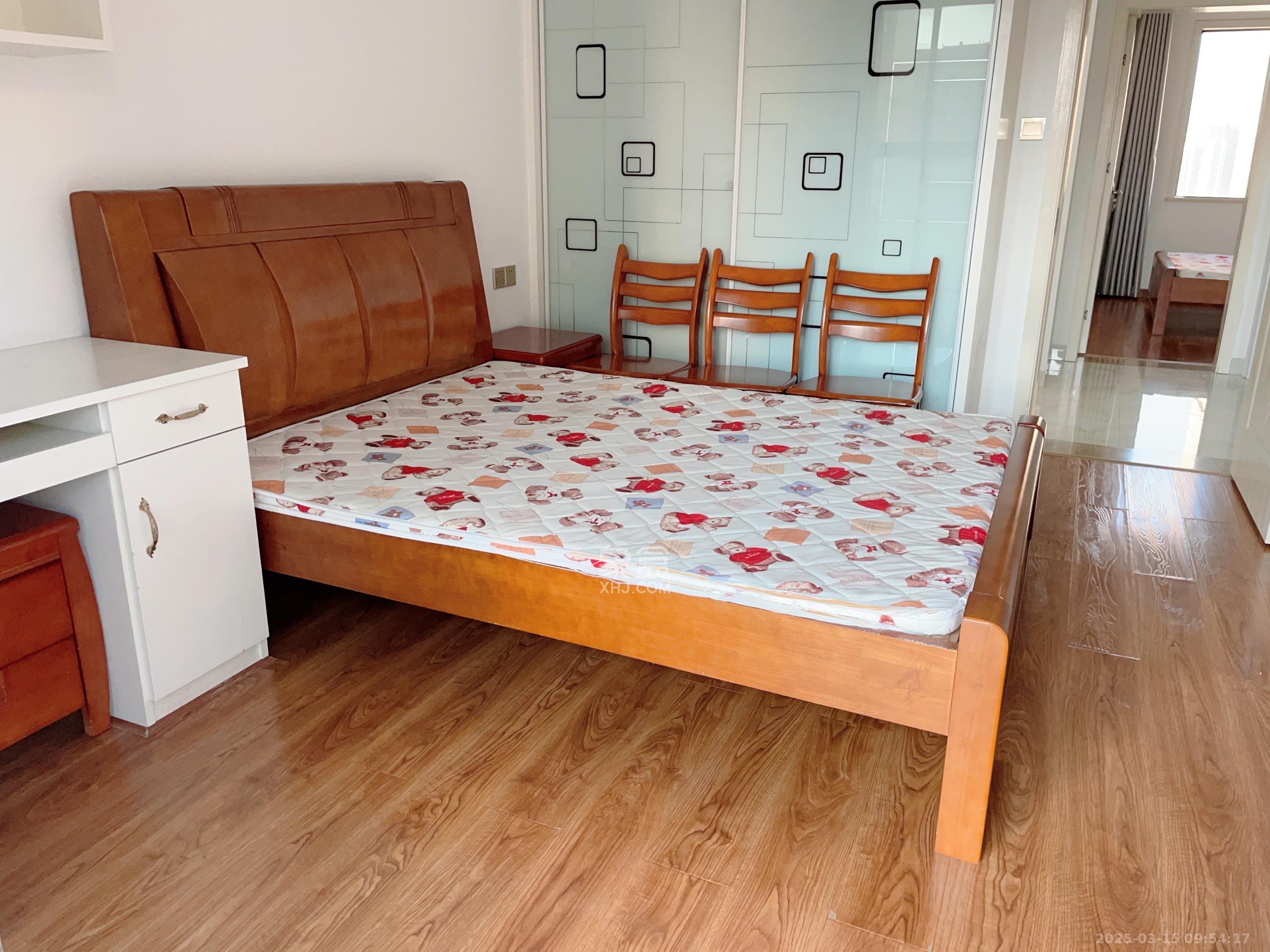 德润小区(丰升德润小区) 2室2厅1卫 2500.0元/月 德润小区(丰升德润小区) 2室2厅1卫 2500.0元/月室内图