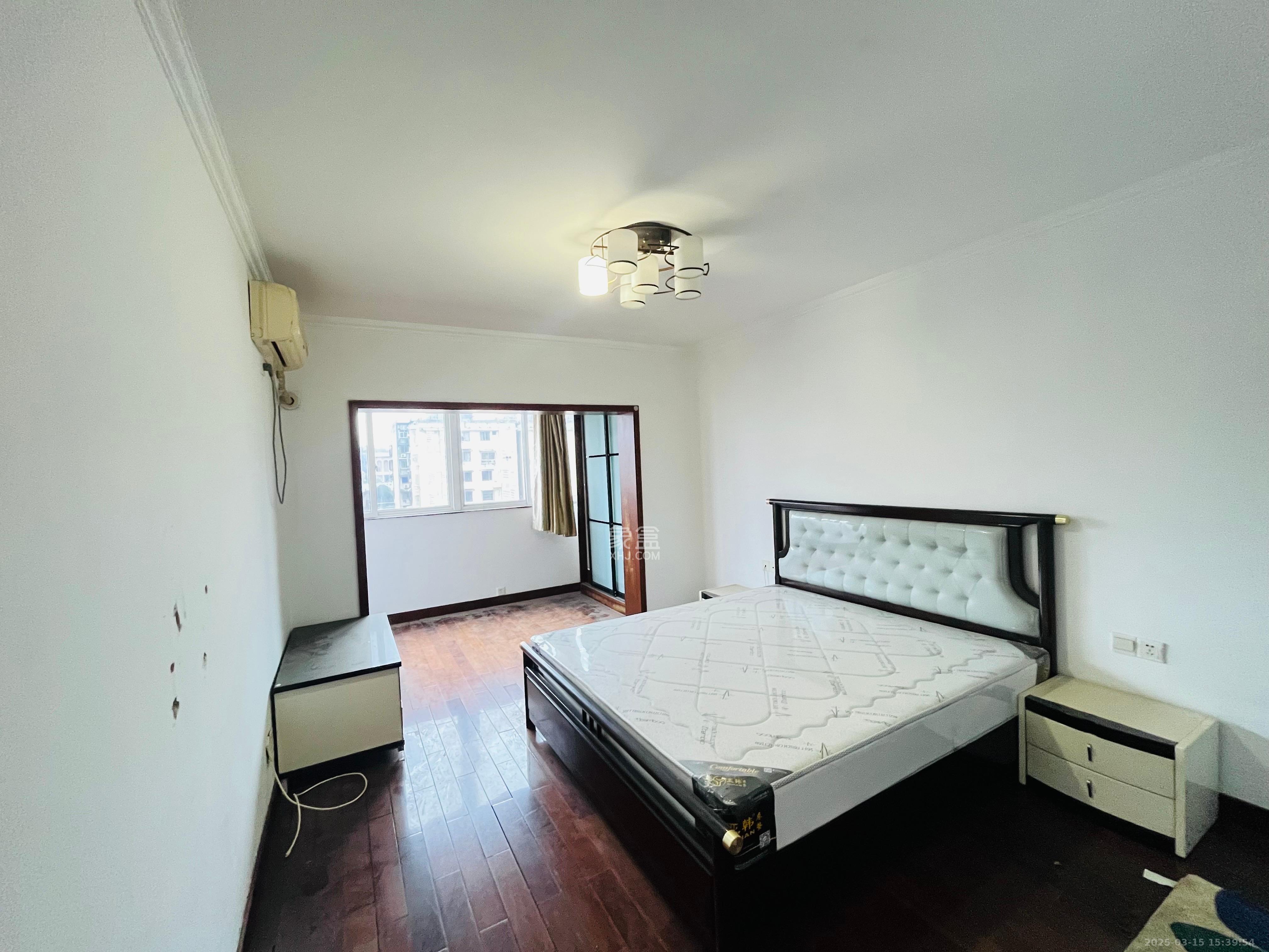 森宇佳园 3室2厅1卫 3200.0元/月 森宇佳园 3室2厅1卫 3200.0元/月室内图