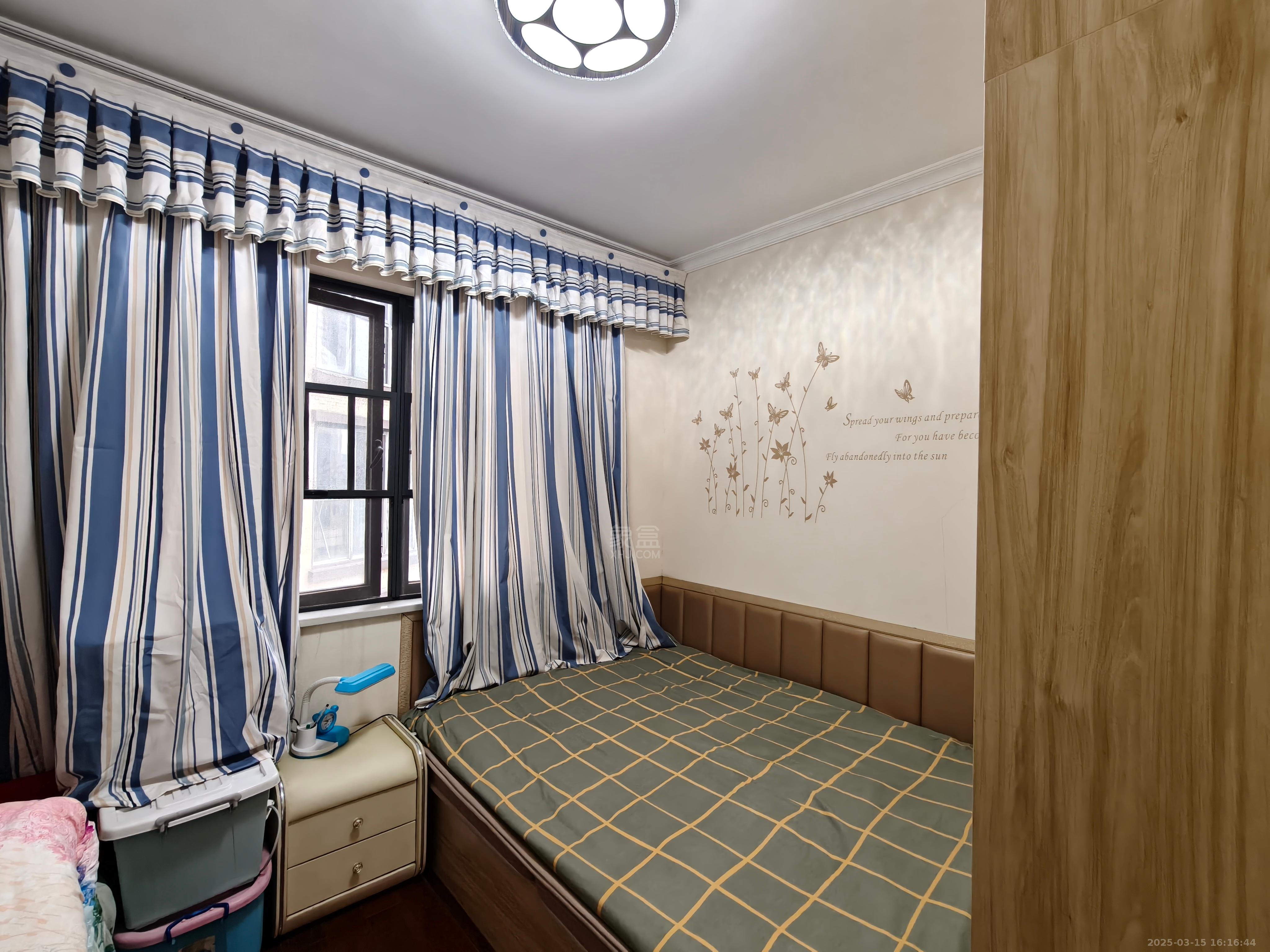 中建御山和苑 3室1厅2卫 2500.0元/月 中建御山和苑 3室1厅2卫 2500.0元/月室内图