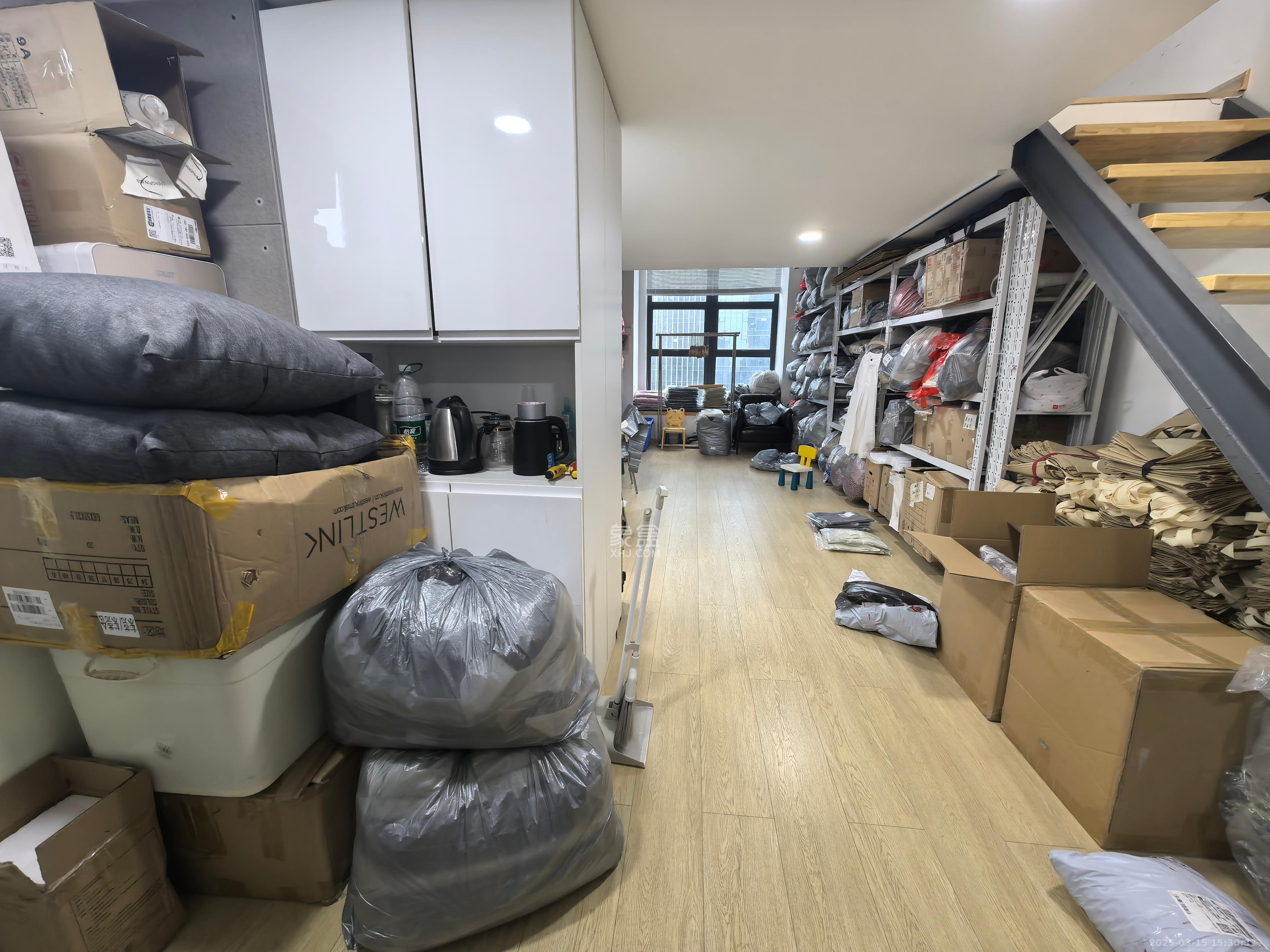 龙湖新壹城  1室1厅1卫   3200.00元/月室内图