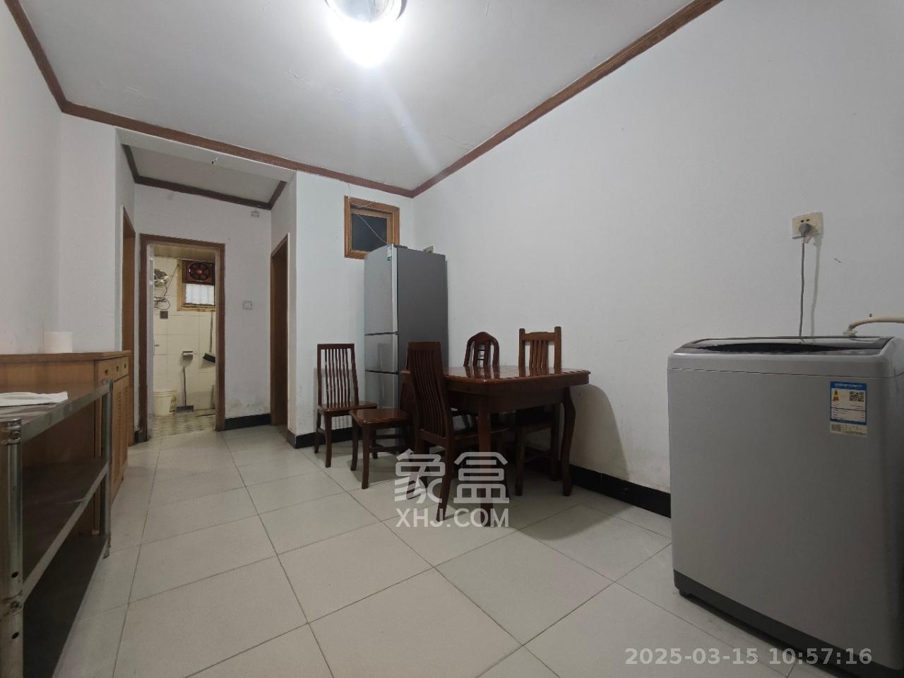 杨家塘 3室1厅1卫 2400.0元/月 杨家塘 3室1厅1卫 2400.0元/月室内图